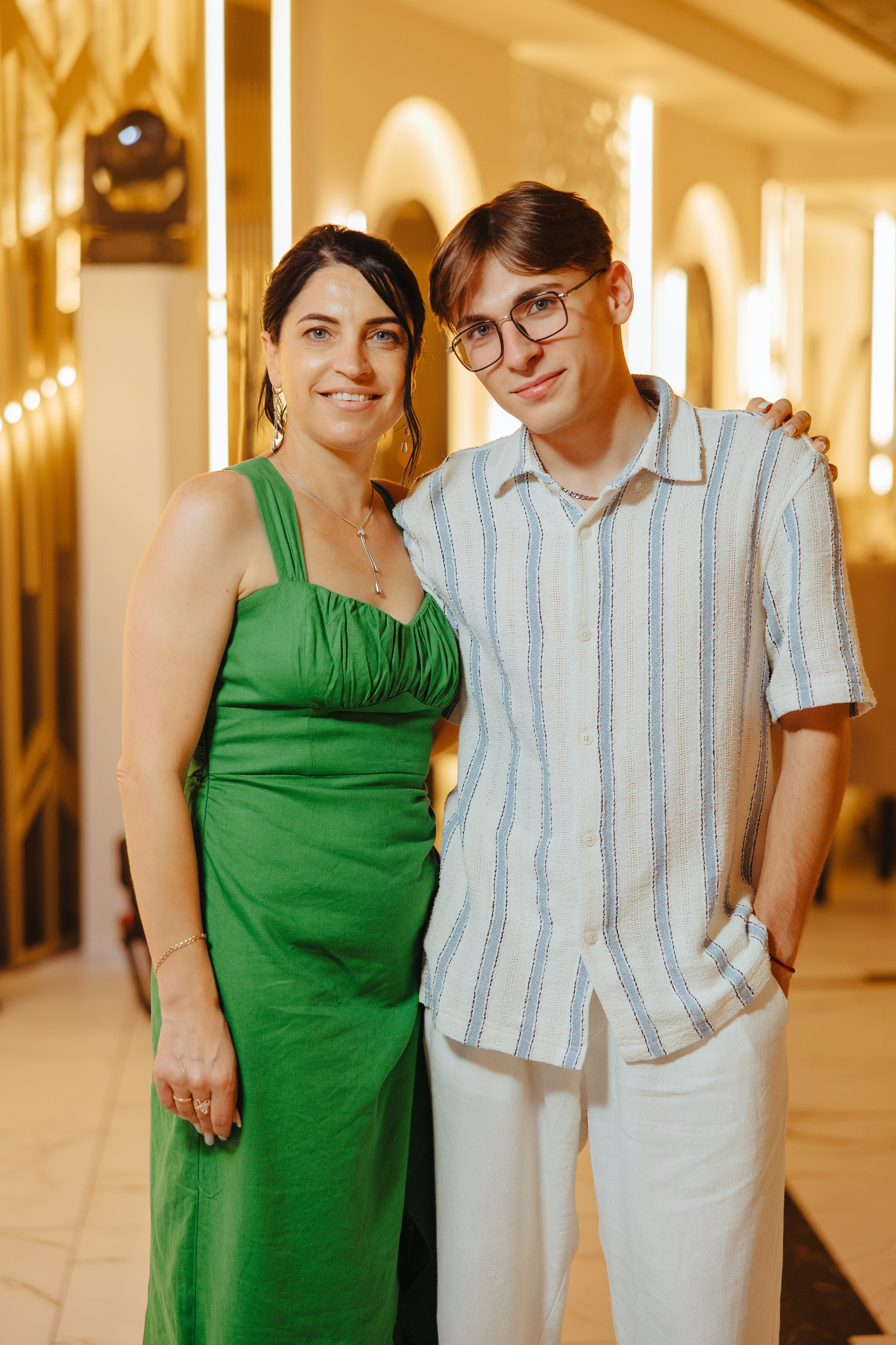 Delia. Fotograf de nuntă și evenimente private!