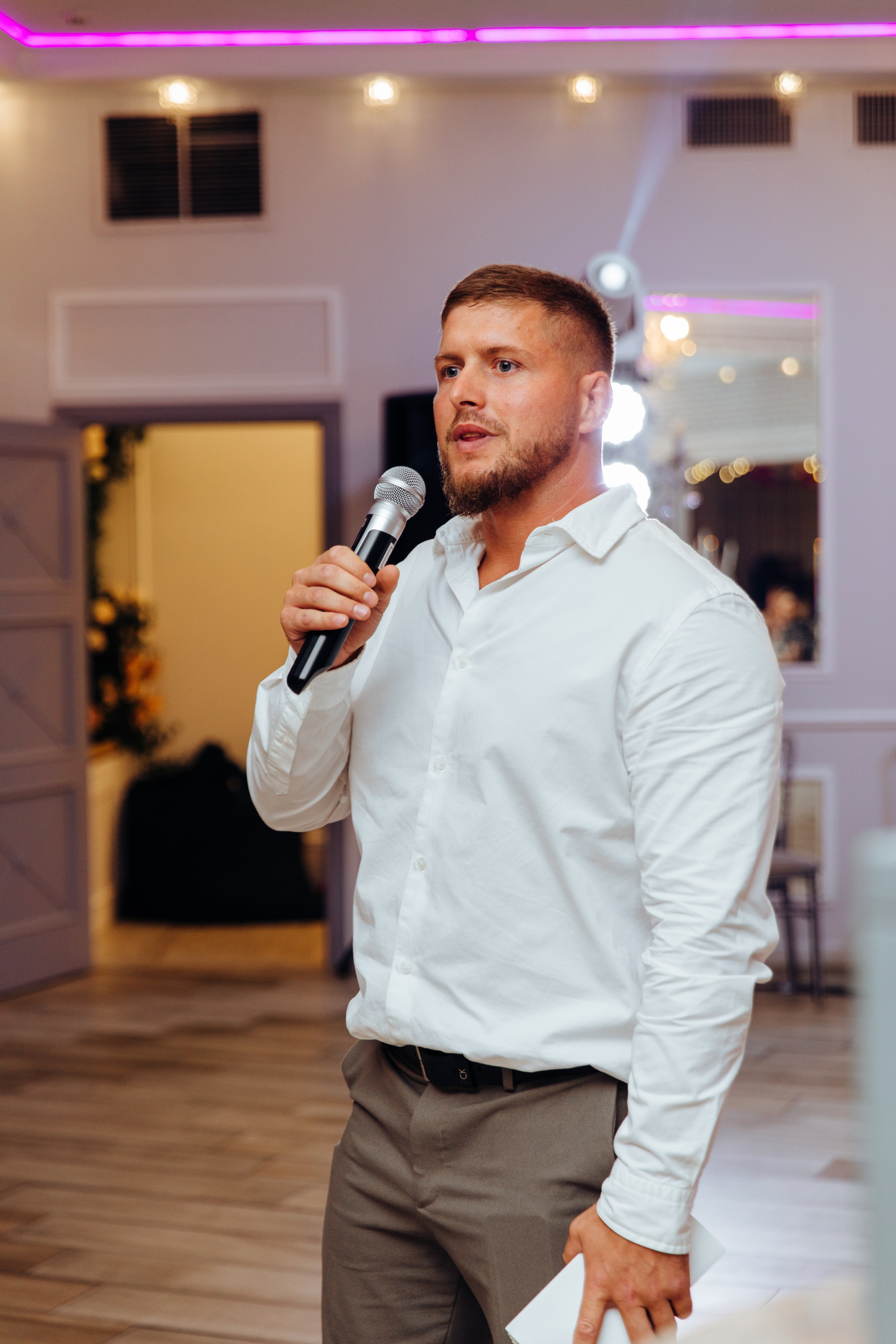 Antonia. Fotograf de nuntă și evenimente private!