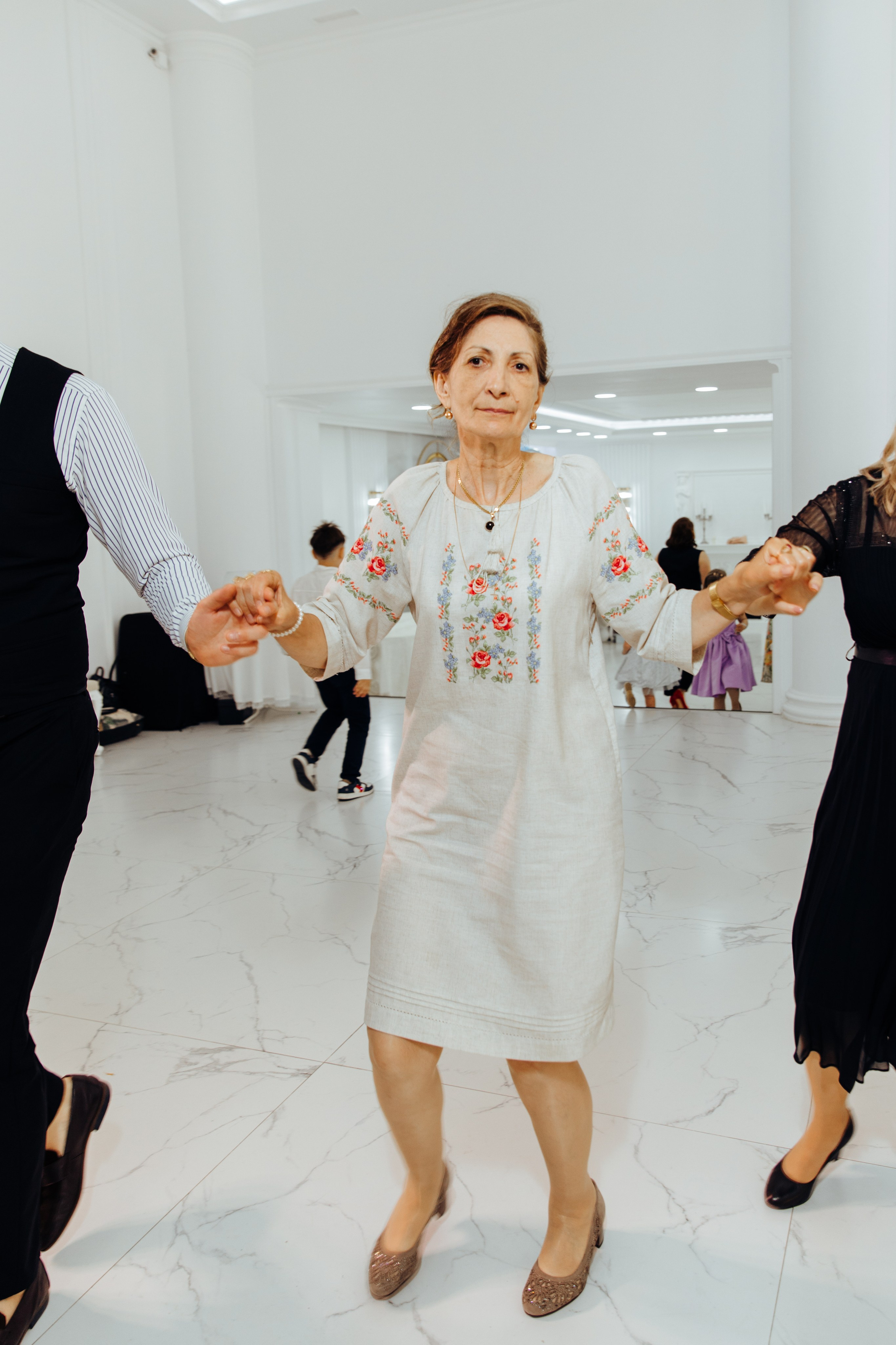 Ionel-Alessandro. Fotograf de nuntă și evenimente private!