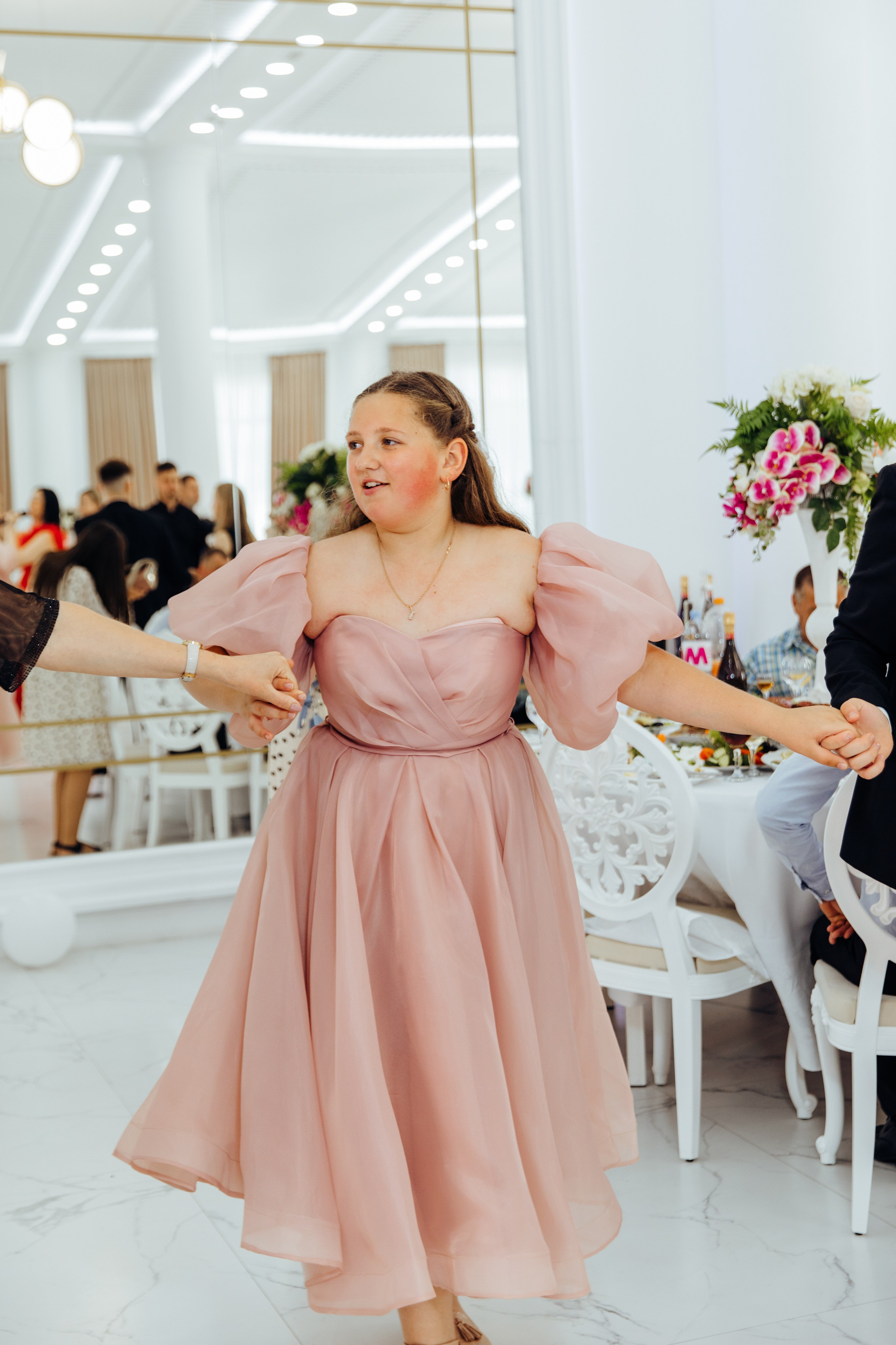 Ionel-Alessandro. Fotograf de nuntă și evenimente private!