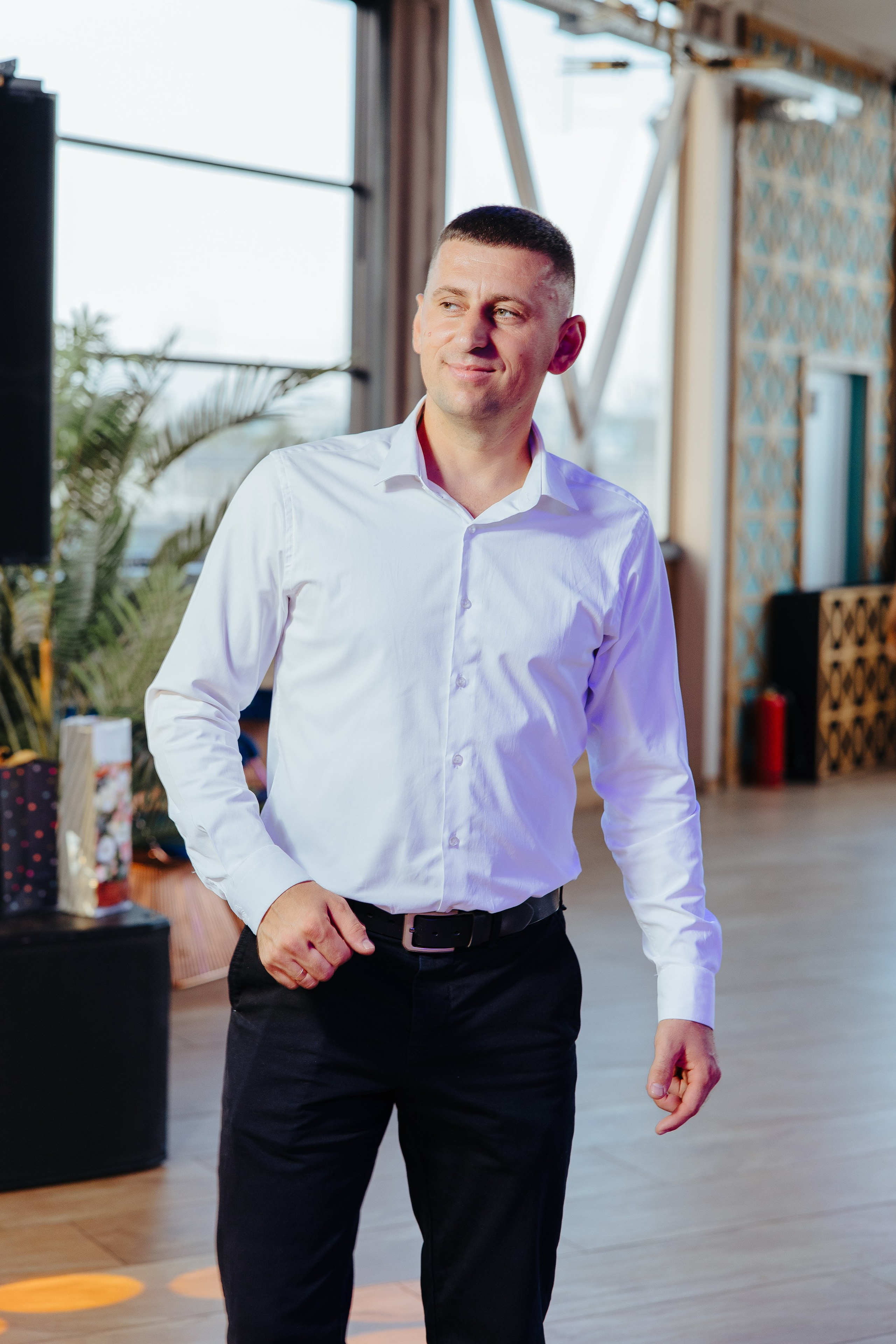 Nicoleta. Fotograf de nuntă și evenimente private!