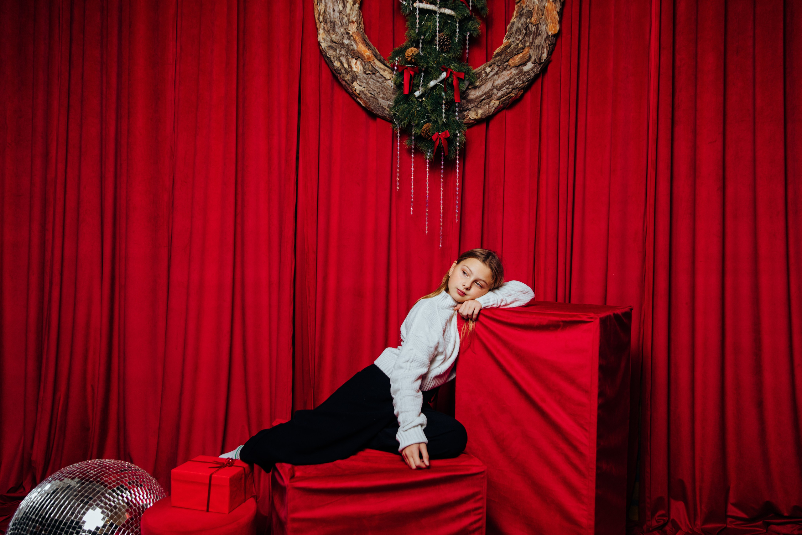 Magia sarbātorilor. Fotograf de nuntă și evenimente private!