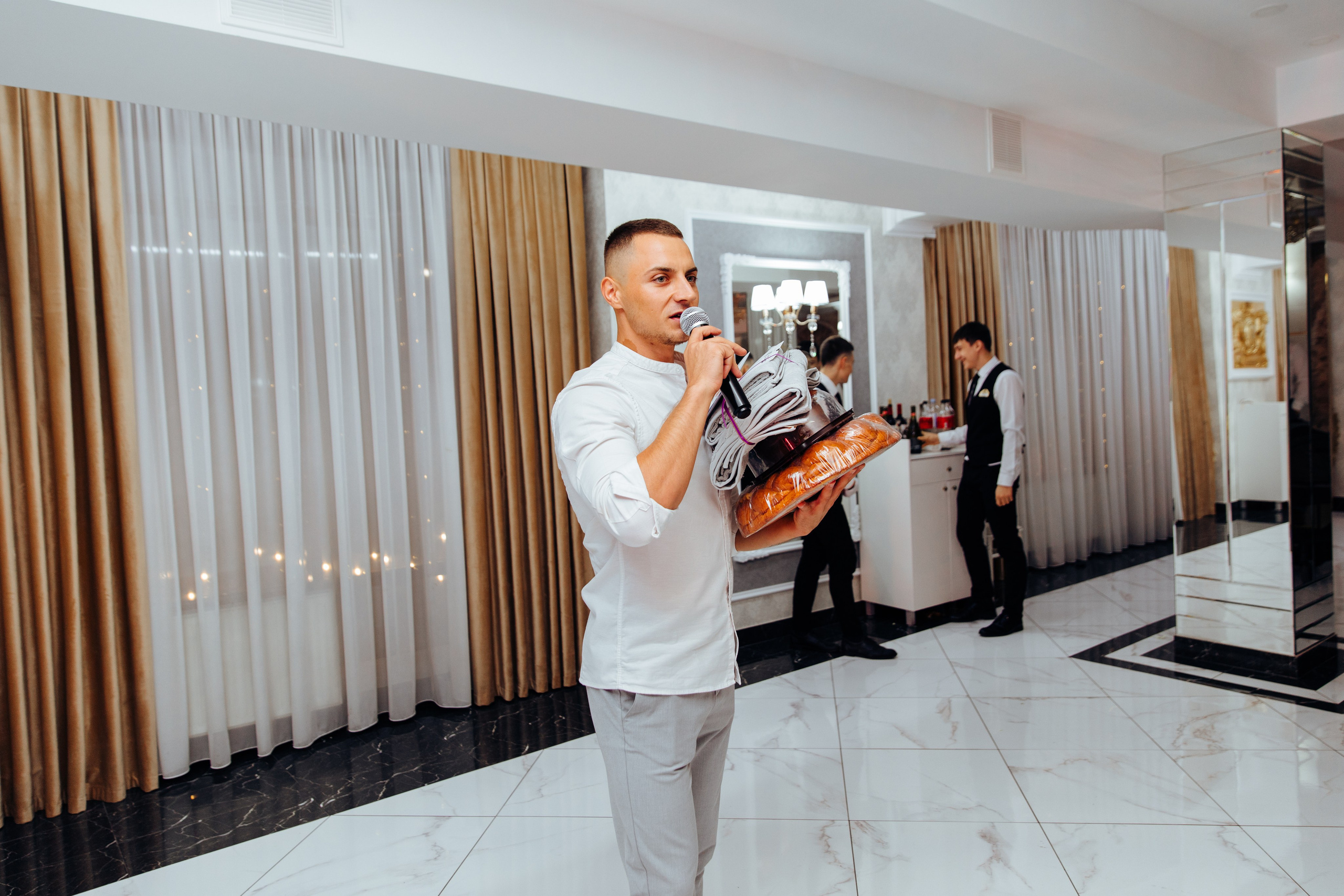 Emma. Fotograf de nuntă și evenimente private!