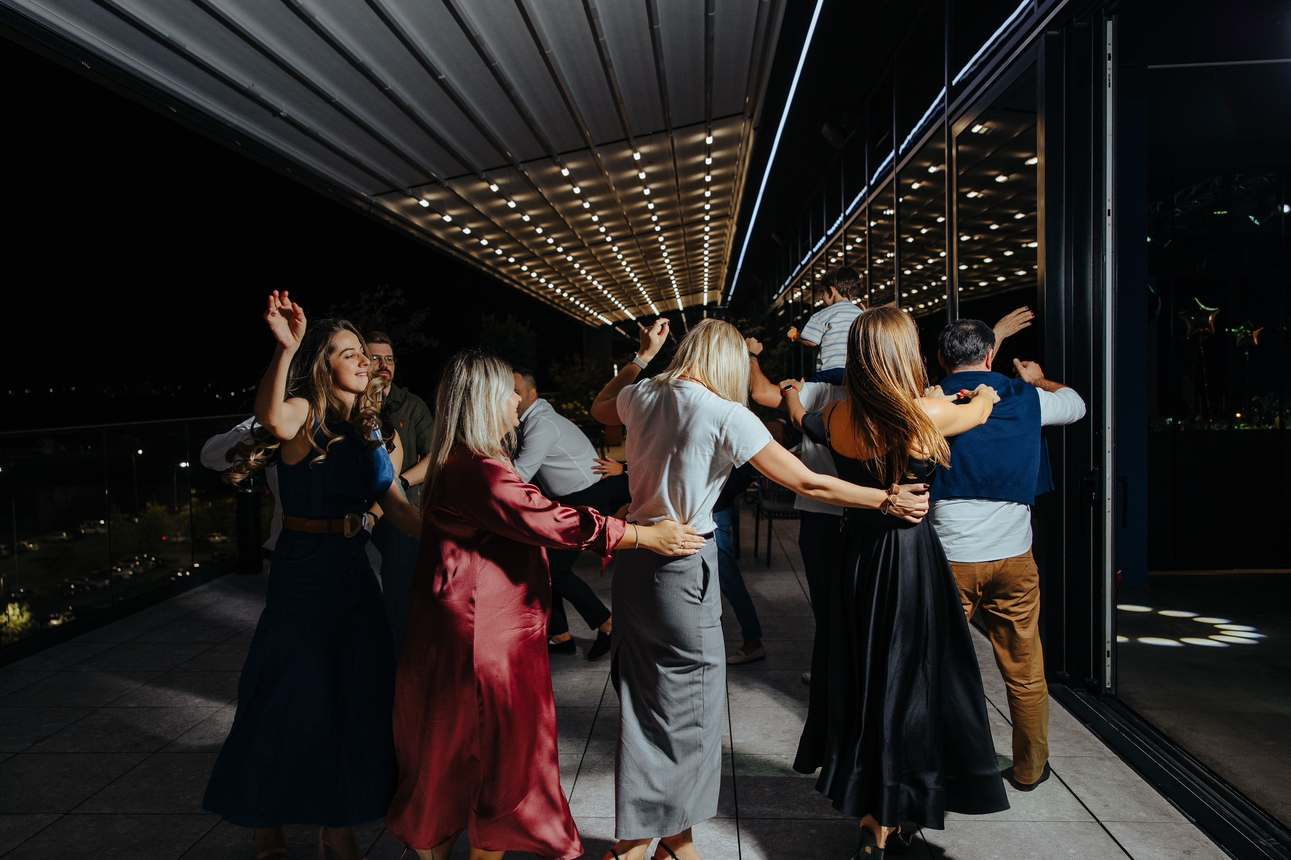 Oleg 40 ani. Fotograf de nuntă și evenimente private!