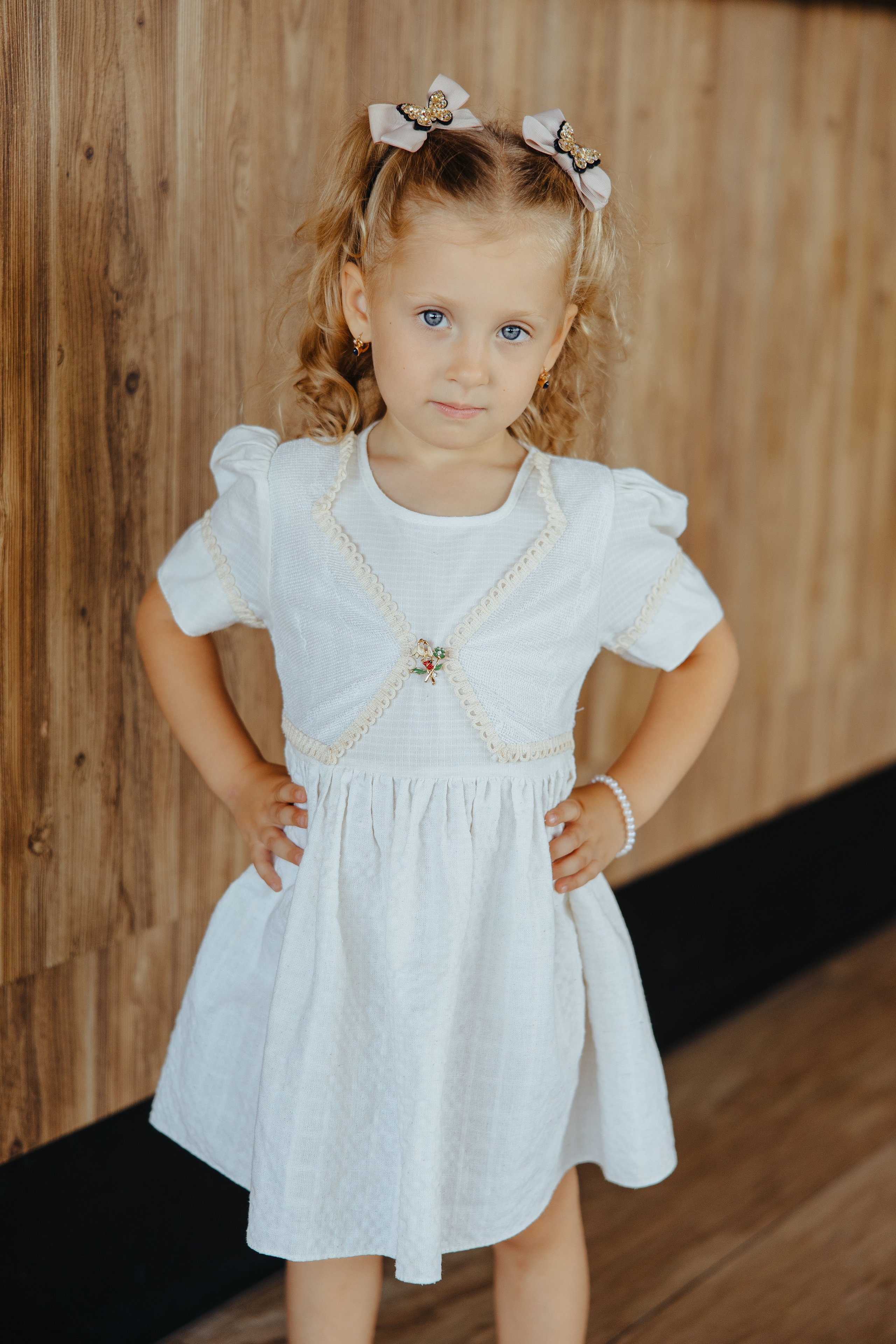 Nicoleta. Fotograf de nuntă și evenimente private!