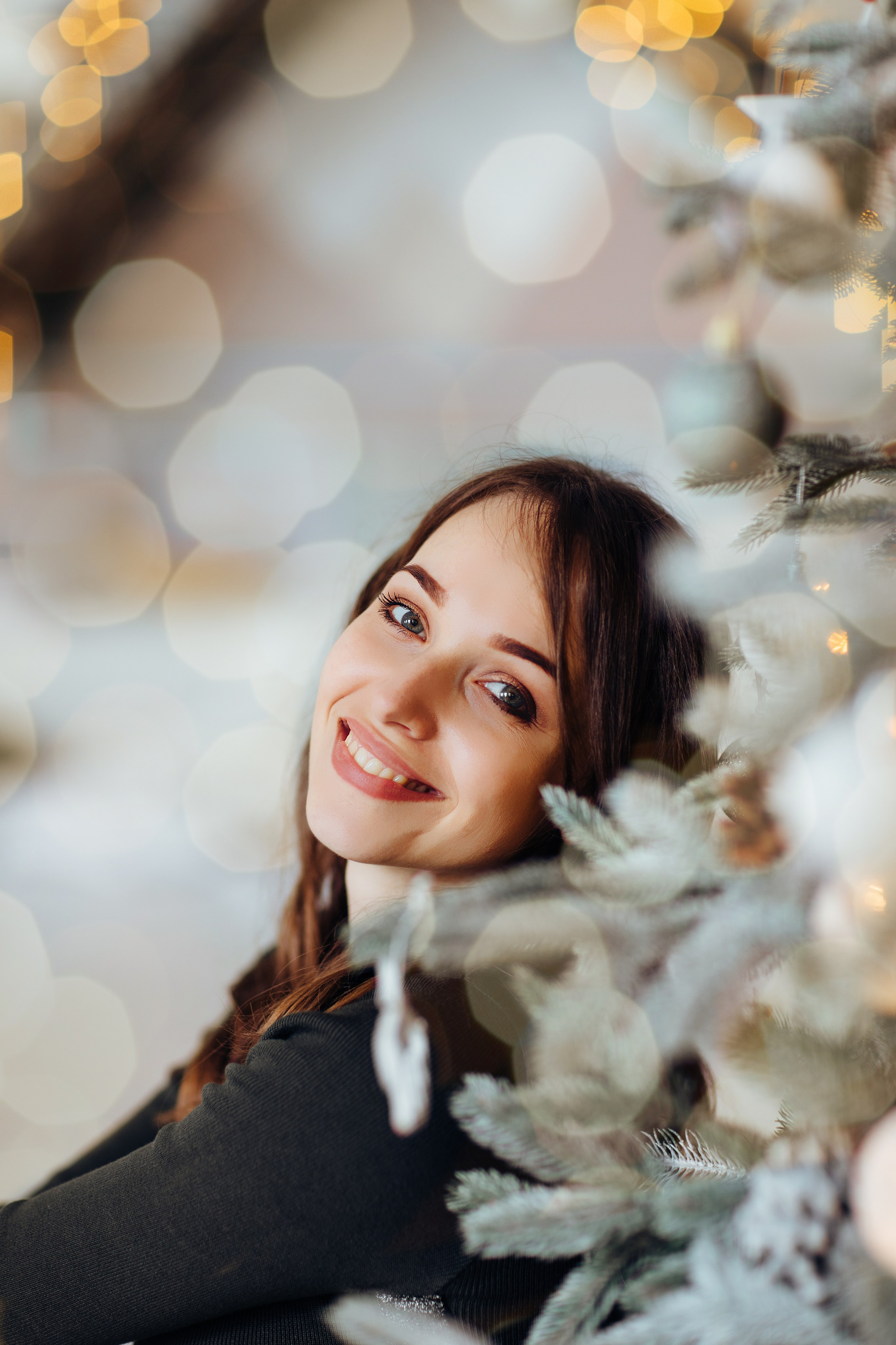 Magia sarbātorilor. Fotograf de nuntă și evenimente private!