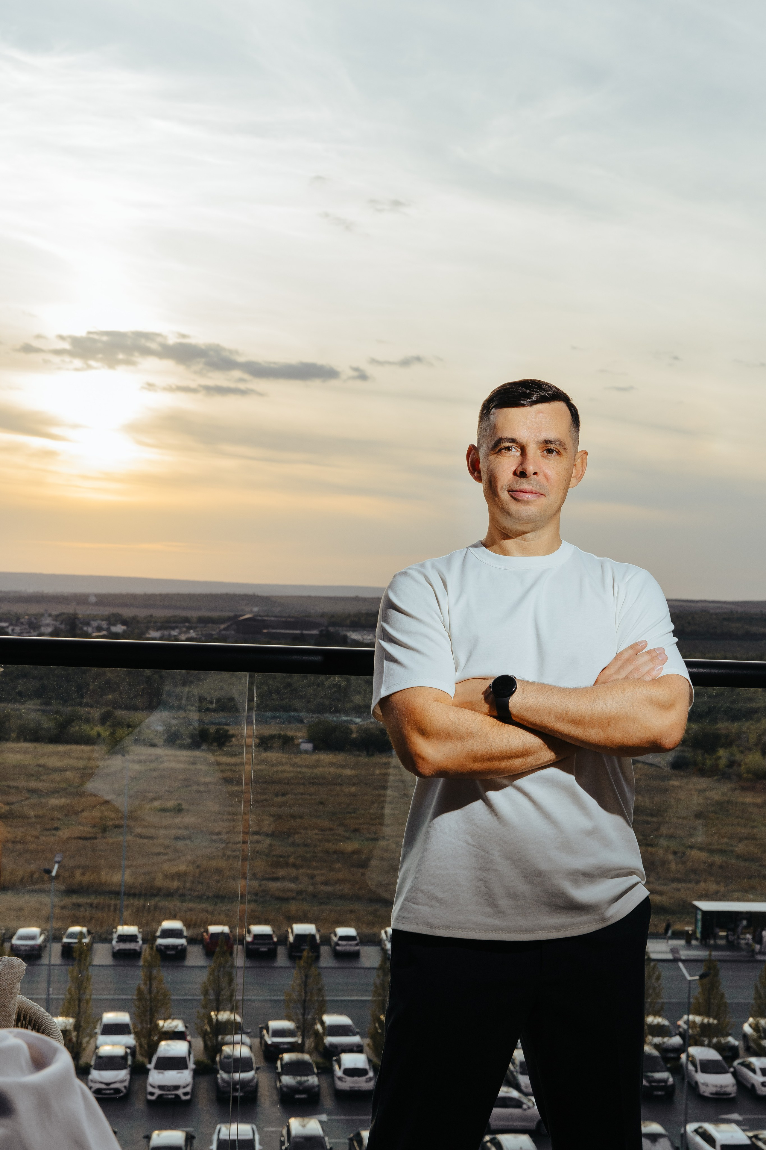 Oleg 40 ani. Fotograf de nuntă și evenimente private!