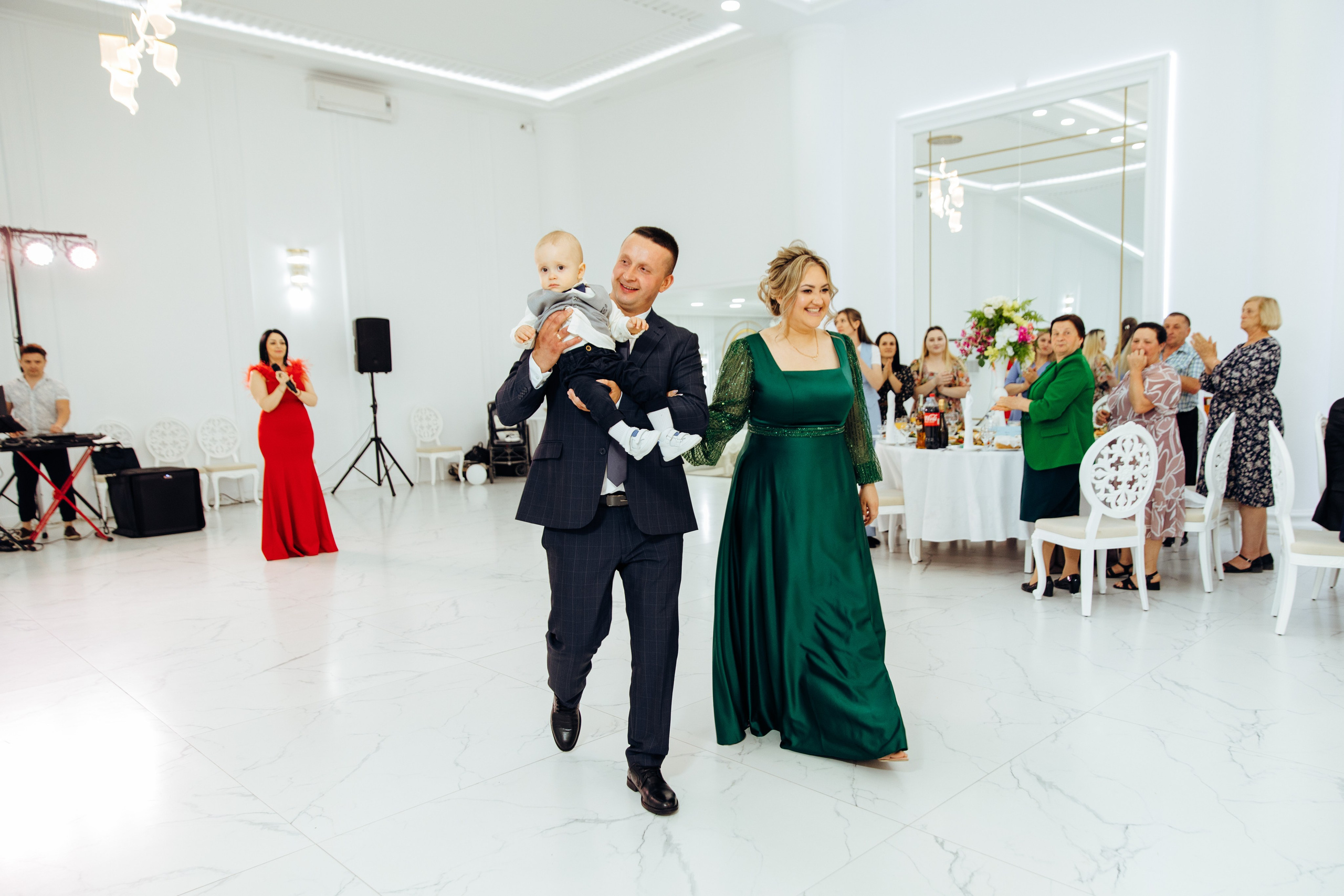 Ionel-Alessandro. Fotograf de nuntă și evenimente private!