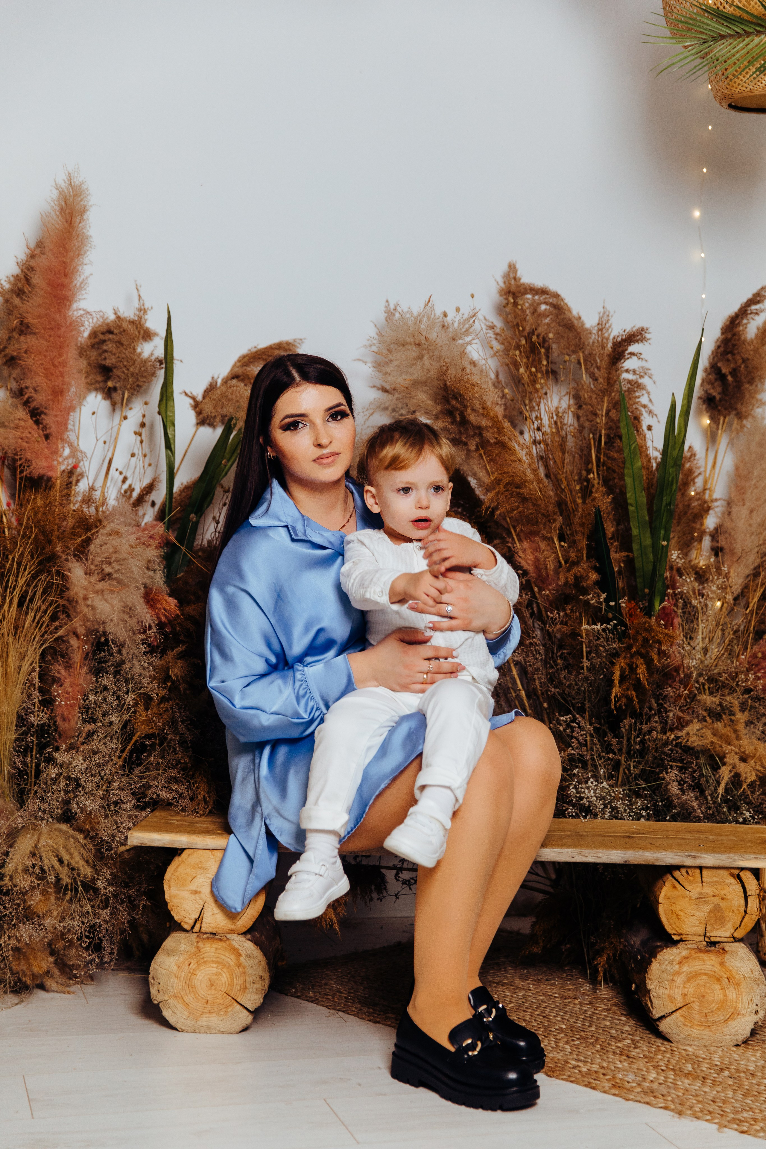 Magia sarbātorilor. Fotograf de nuntă și evenimente private!