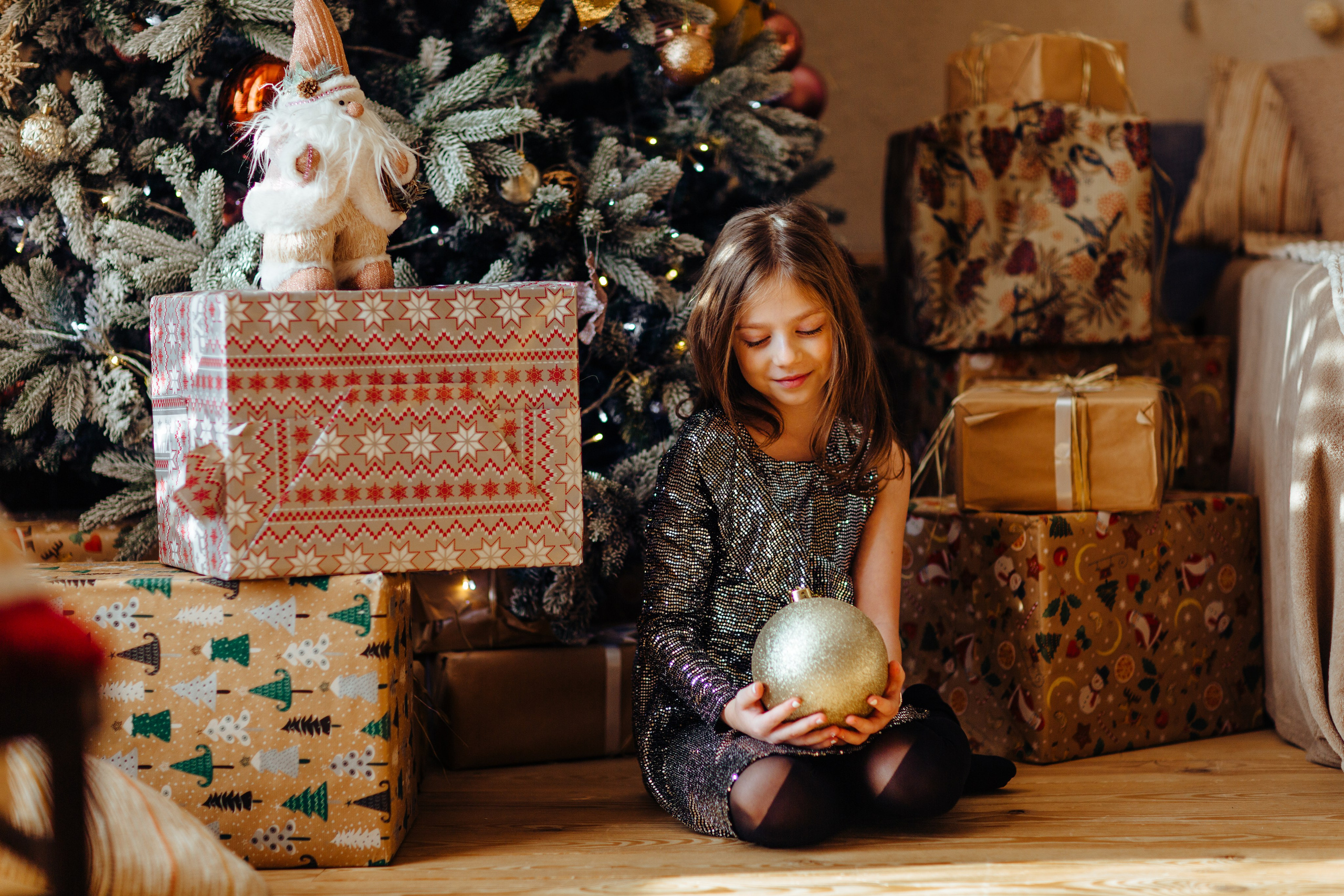 Magia sarbātorilor. Fotograf de nuntă și evenimente private!