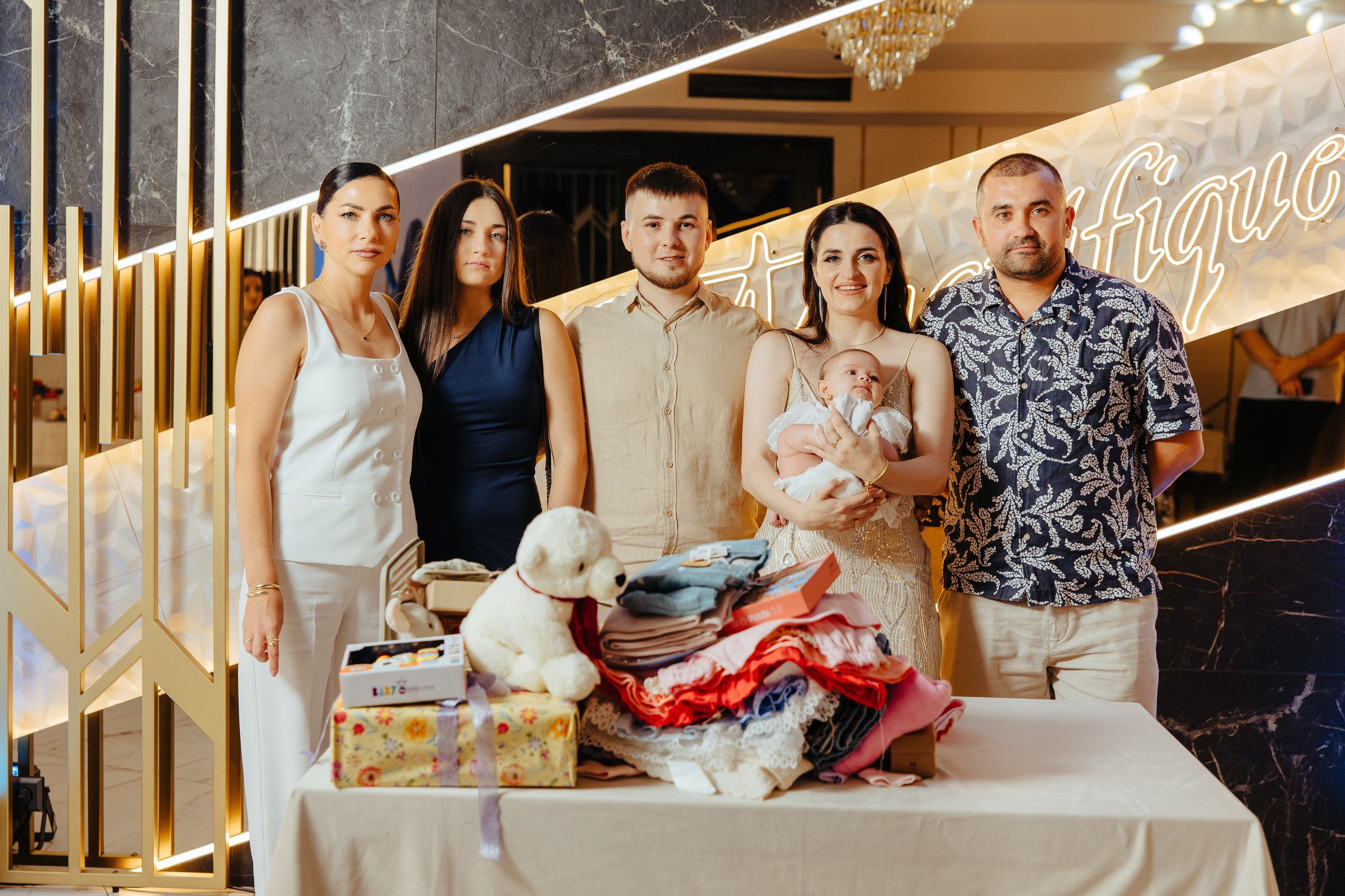 Delia. Fotograf de nuntă și evenimente private!