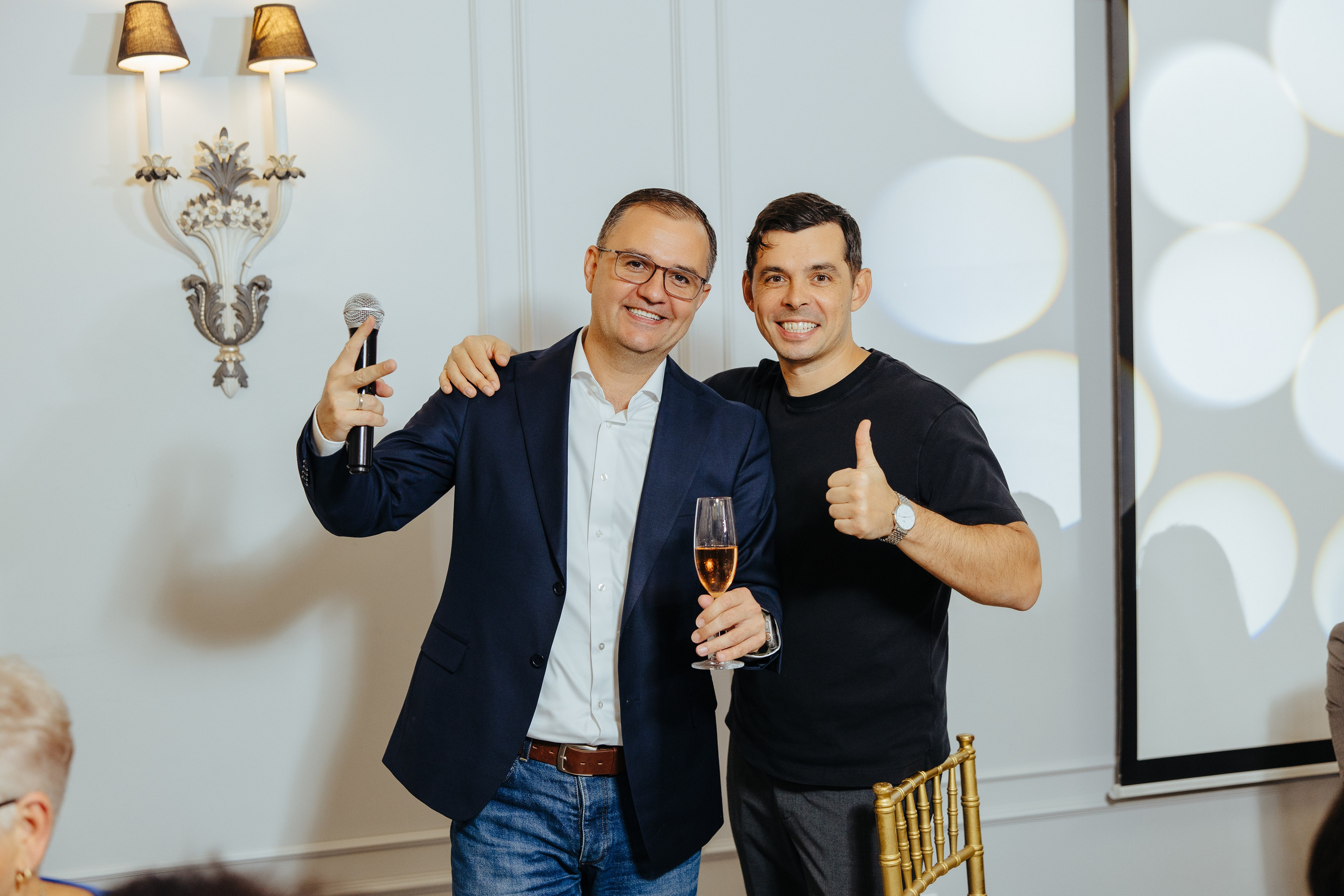 Mihai 40 ani. Fotograf de nuntă și evenimente private!