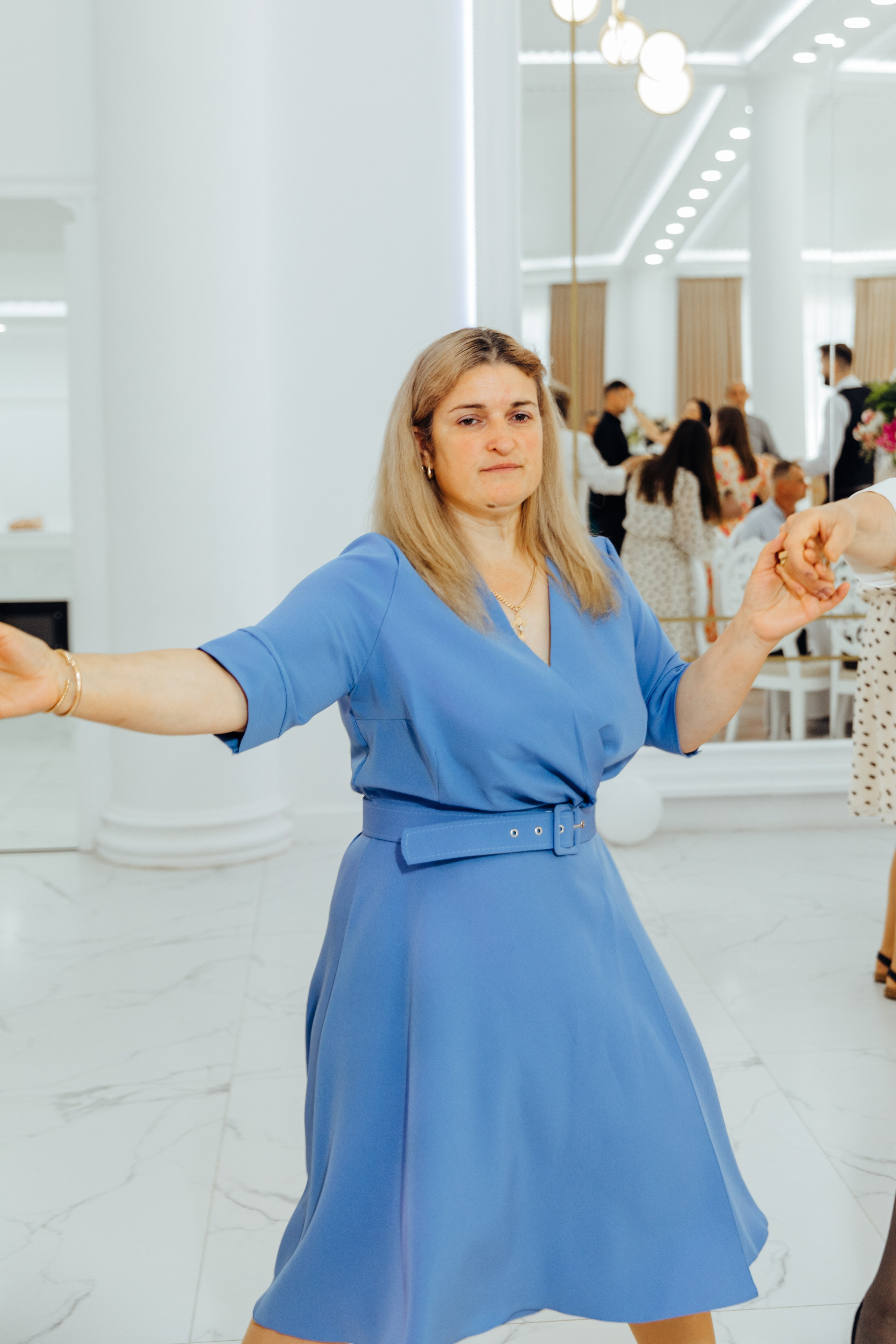 Ionel-Alessandro. Fotograf de nuntă și evenimente private!