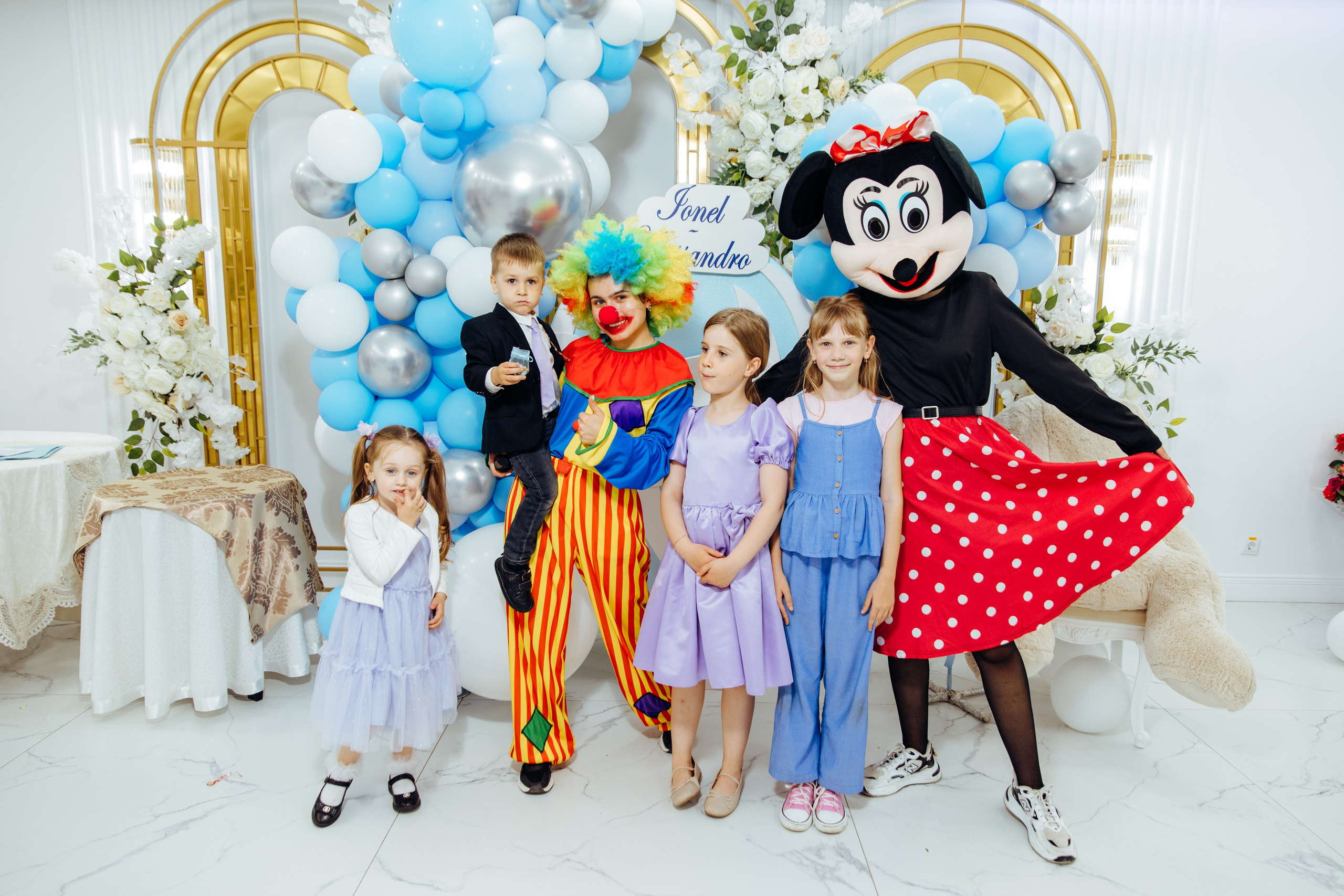 Ionel-Alessandro. Fotograf de nuntă și evenimente private!