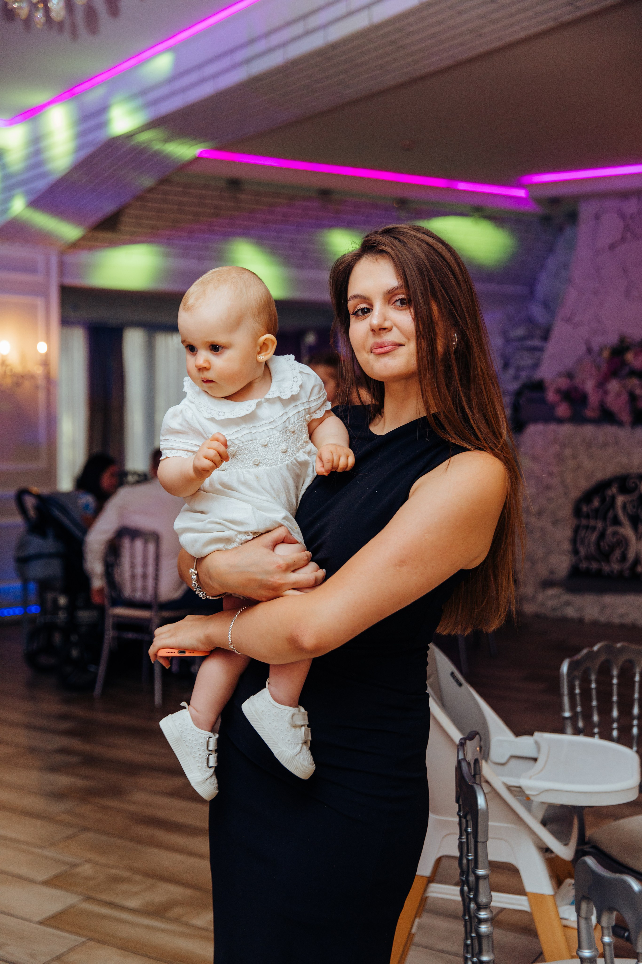 Antonia. Fotograf de nuntă și evenimente private!