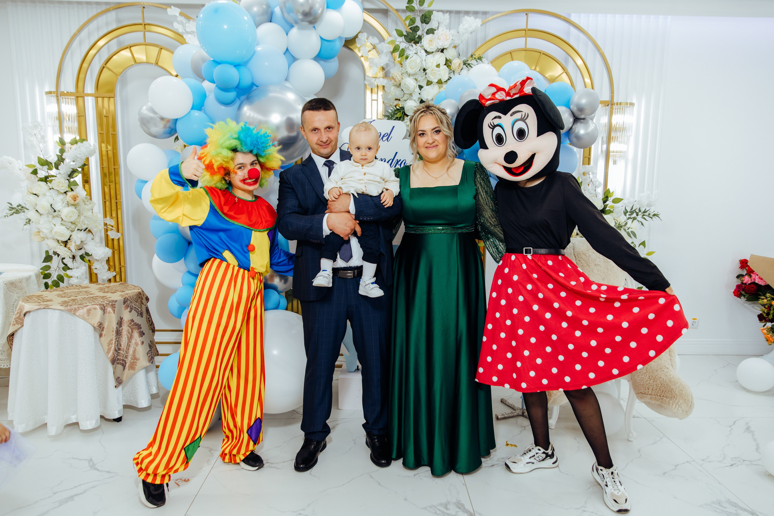 Ionel-Alessandro. Fotograf de nuntă și evenimente private!