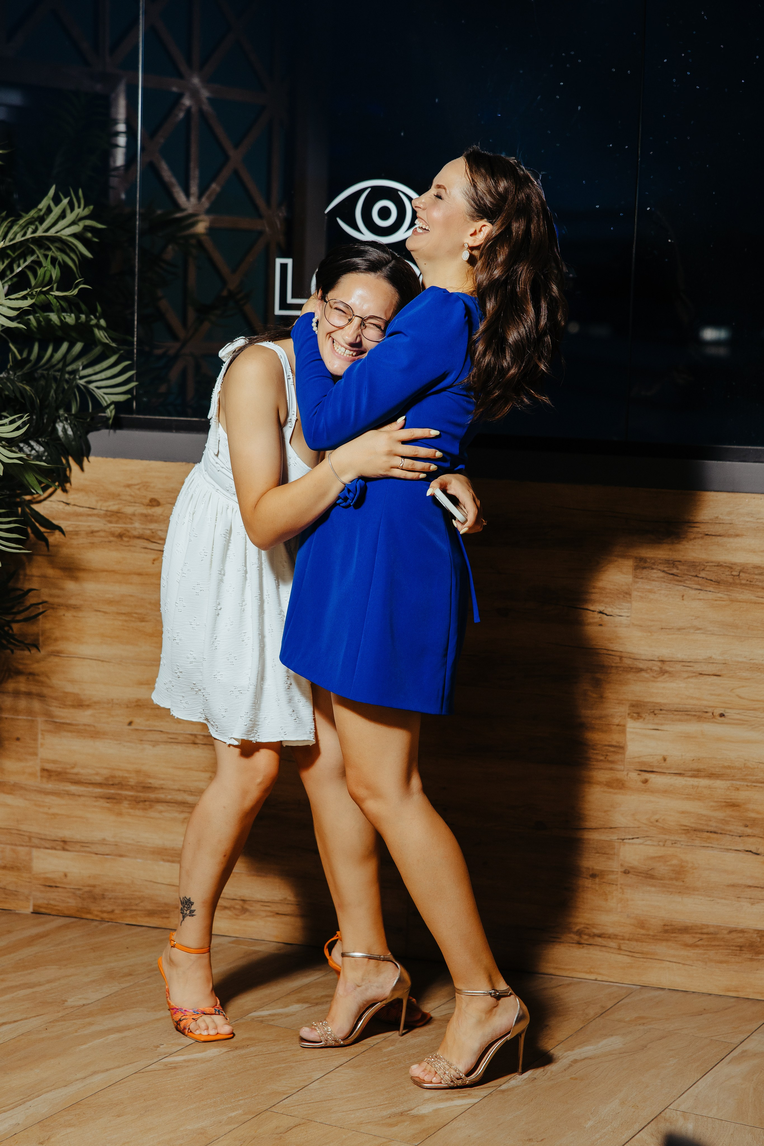 Nicoleta. Fotograf de nuntă și evenimente private!