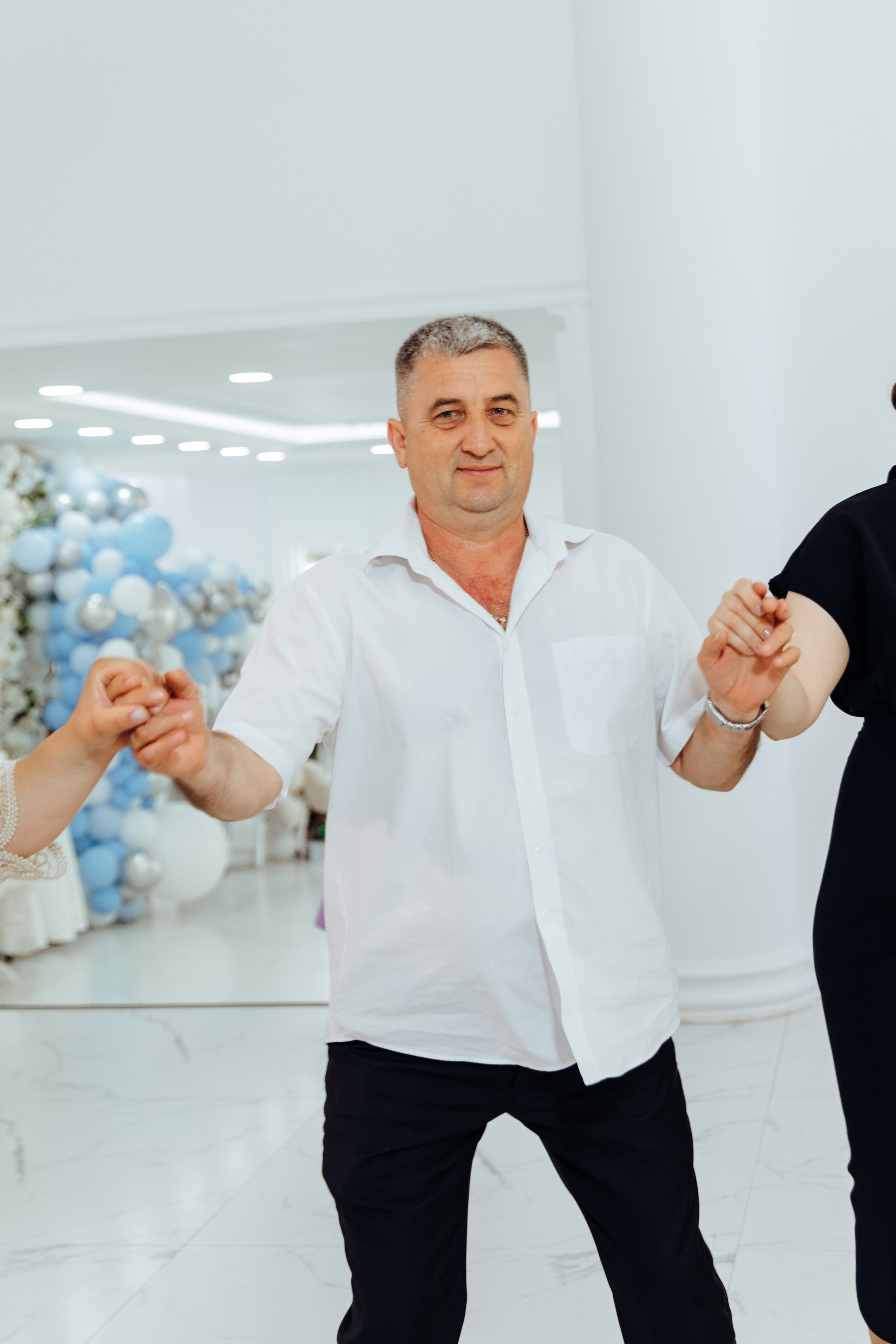 Ionel-Alessandro. Fotograf de nuntă și evenimente private!