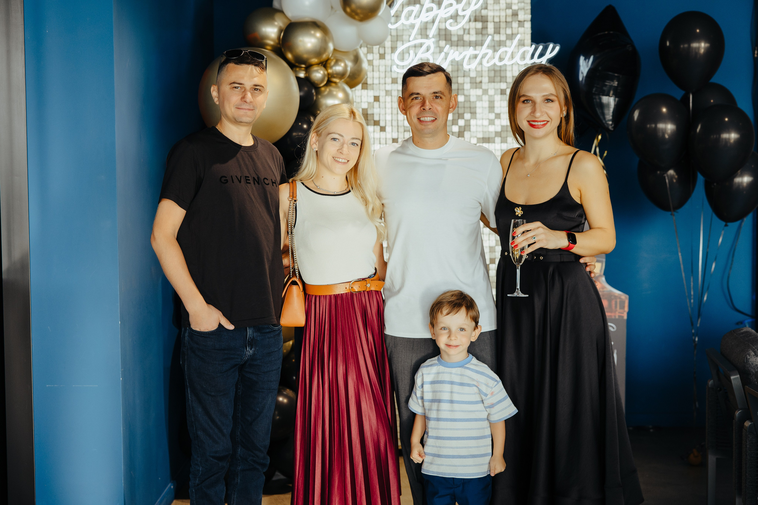 Oleg 40 ani. Fotograf de nuntă și evenimente private!