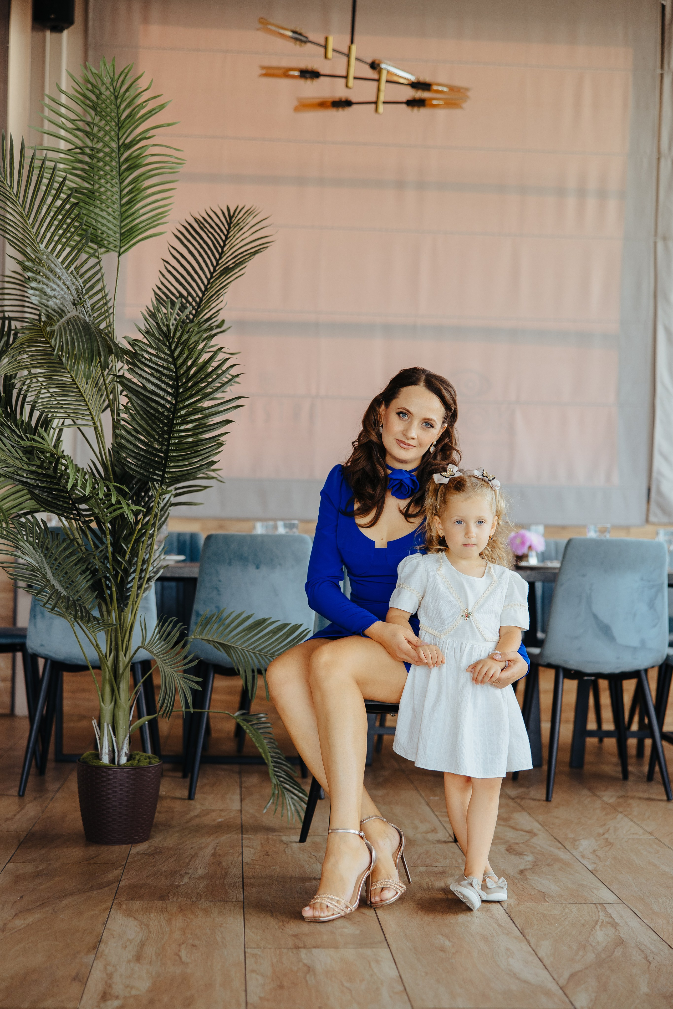 Nicoleta. Fotograf de nuntă și evenimente private!