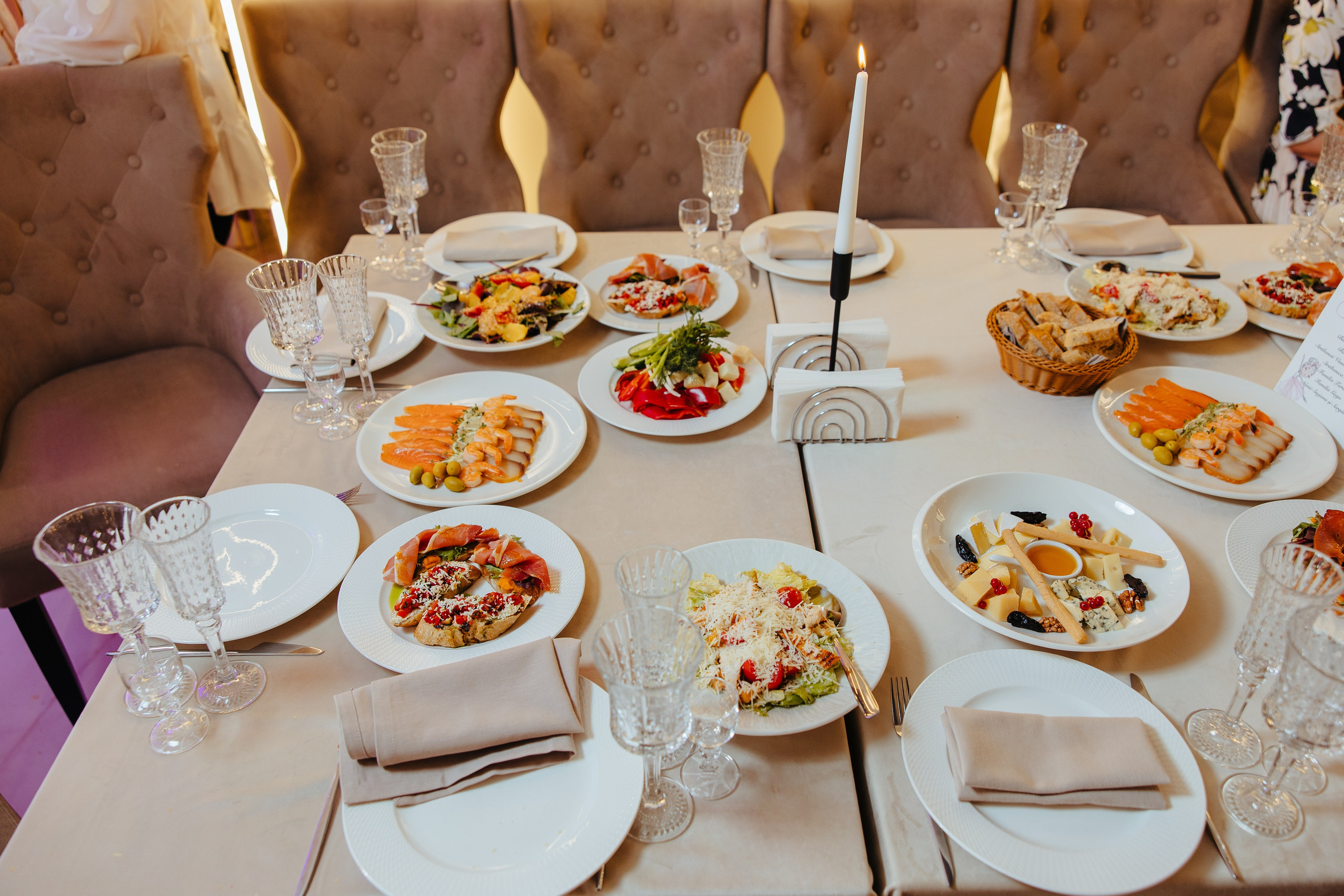 Delia. Fotograf de nuntă și evenimente private!