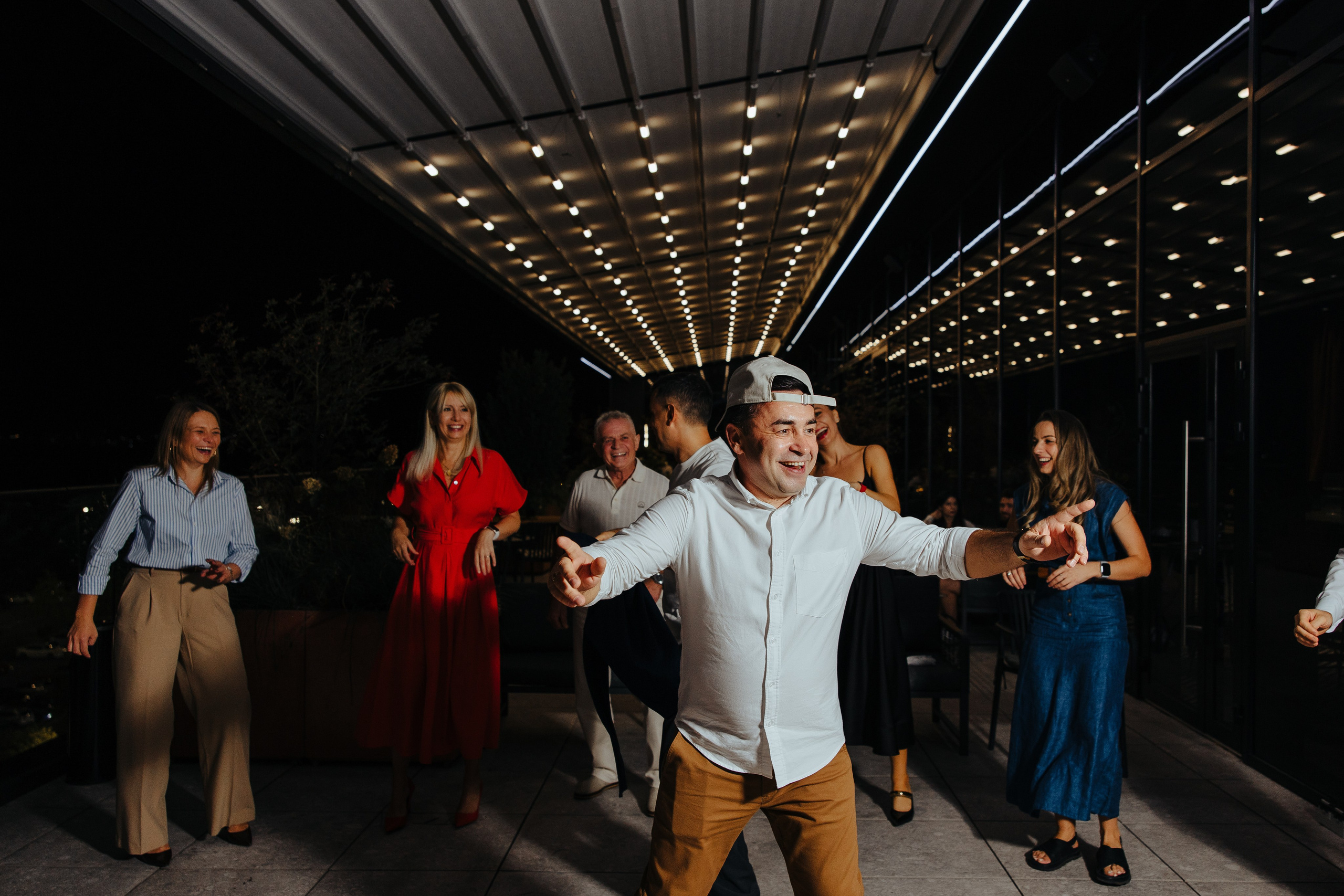 Oleg 40 ani. Fotograf de nuntă și evenimente private!