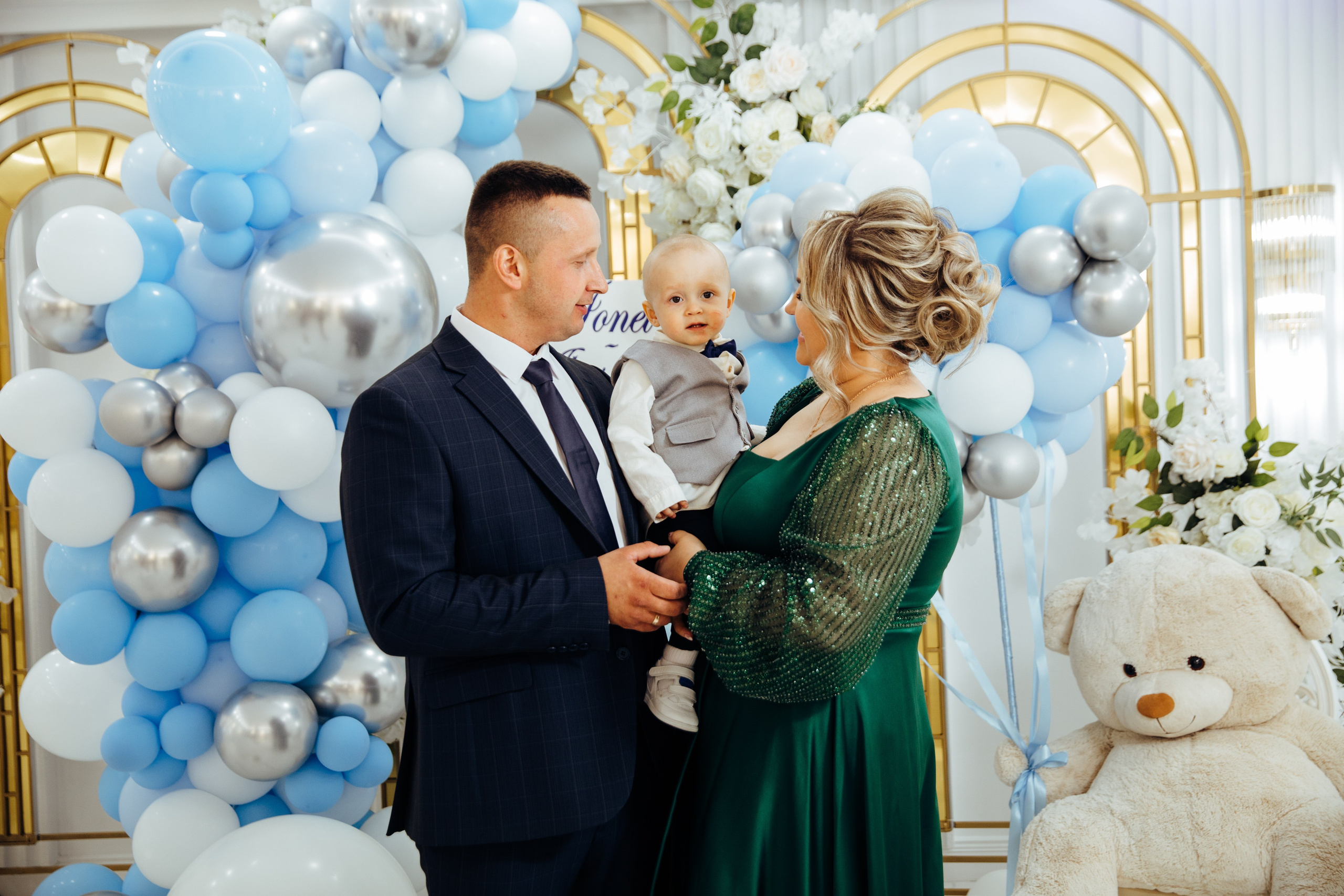 Ionel-Alessandro. Fotograf de nuntă și evenimente private!