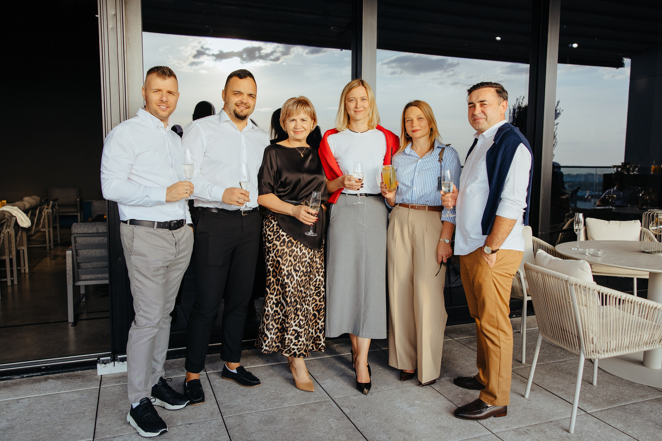 Oleg 40 ani. Fotograf de nuntă și evenimente private!