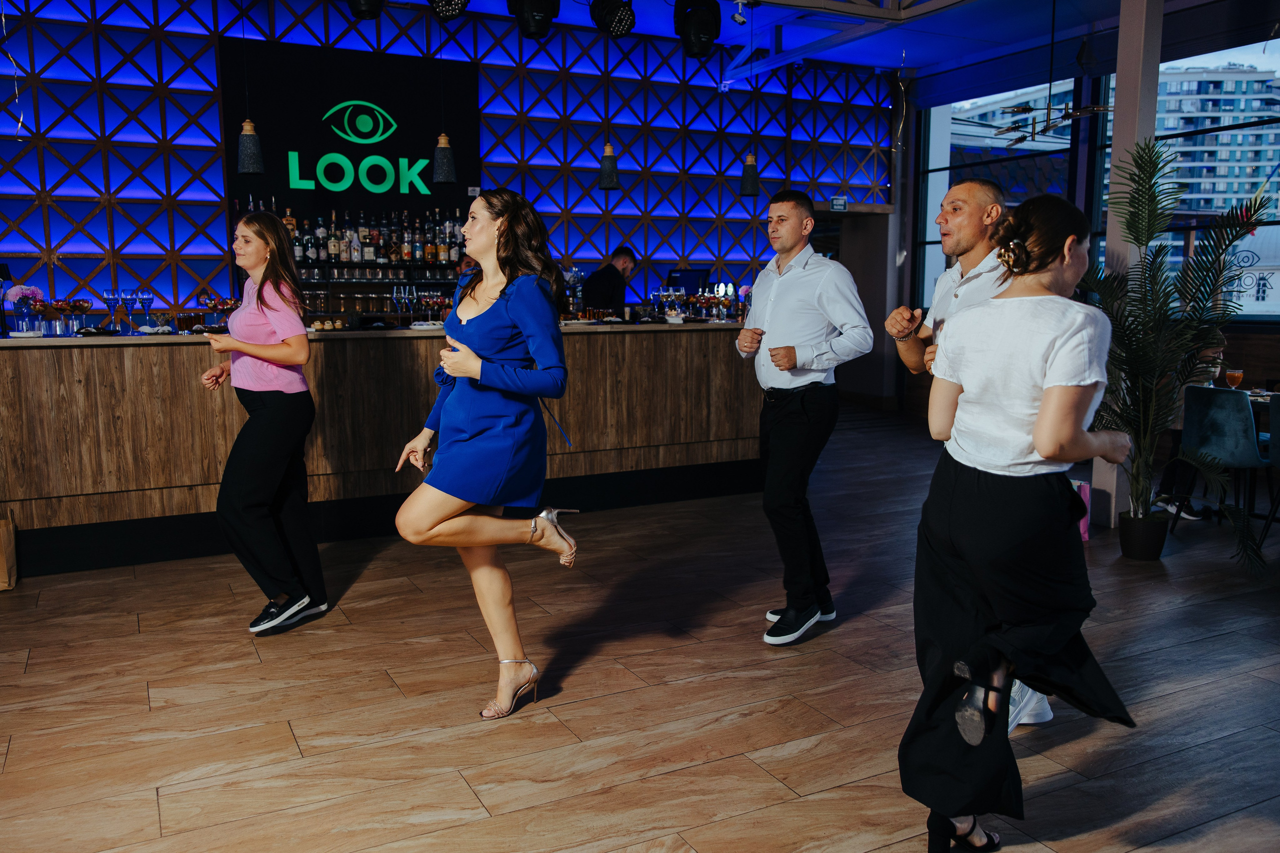 Nicoleta. Fotograf de nuntă și evenimente private!