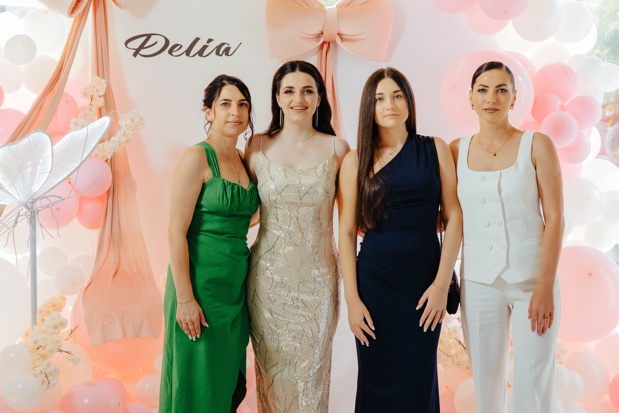 Delia. Fotograf de nuntă și evenimente private!