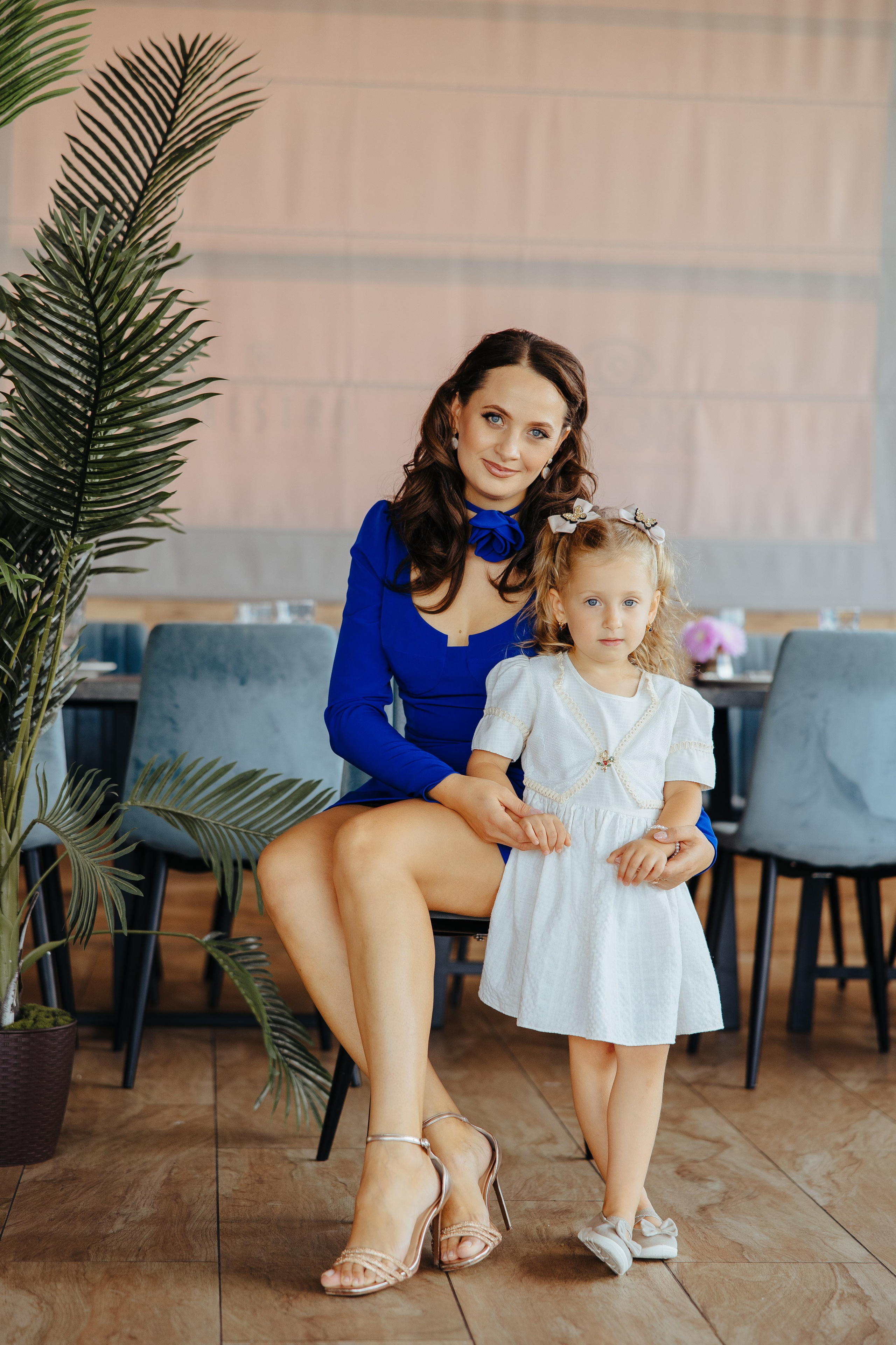 Nicoleta. Fotograf de nuntă și evenimente private!