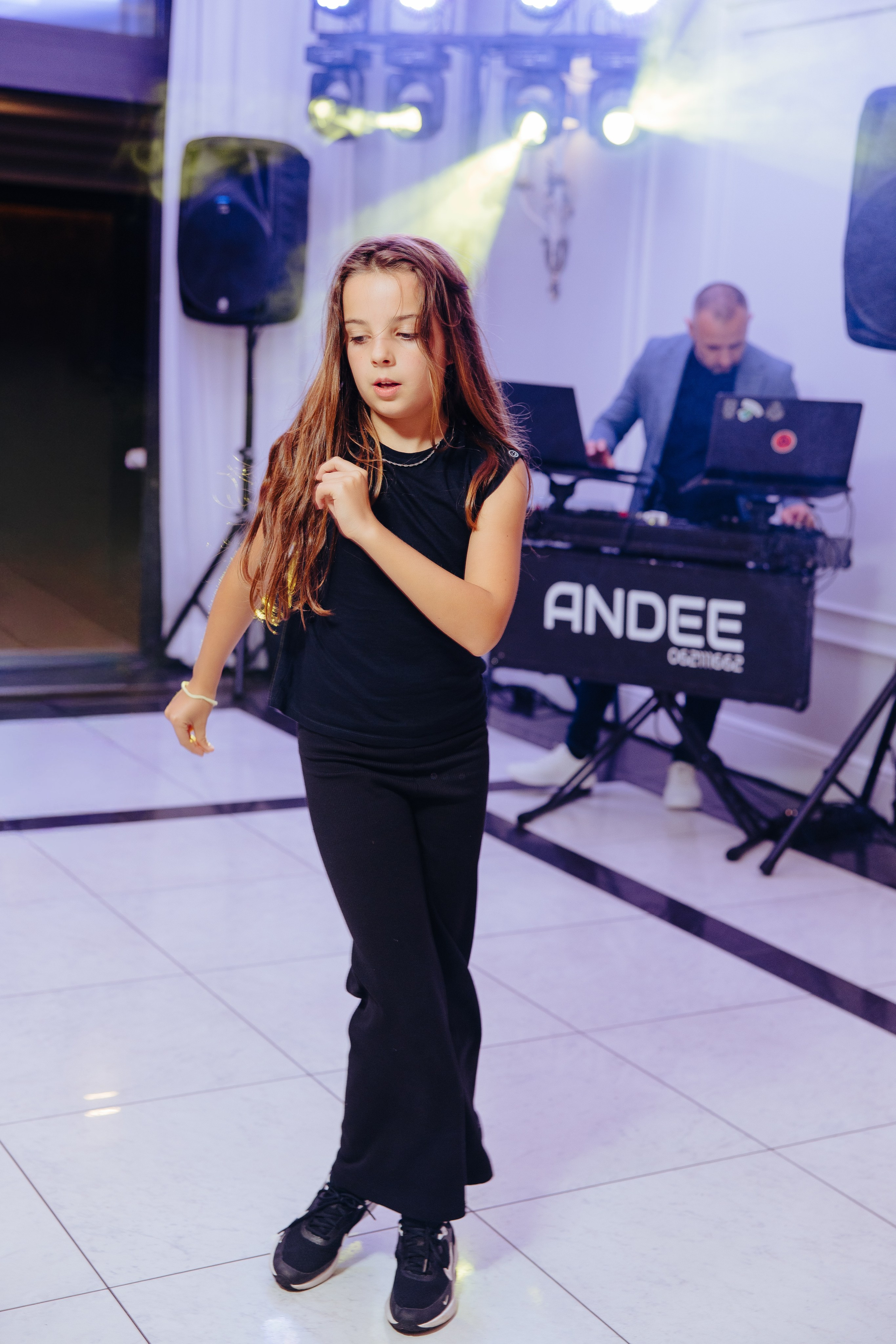 Mihai 40 ani. Fotograf de nuntă și evenimente private!