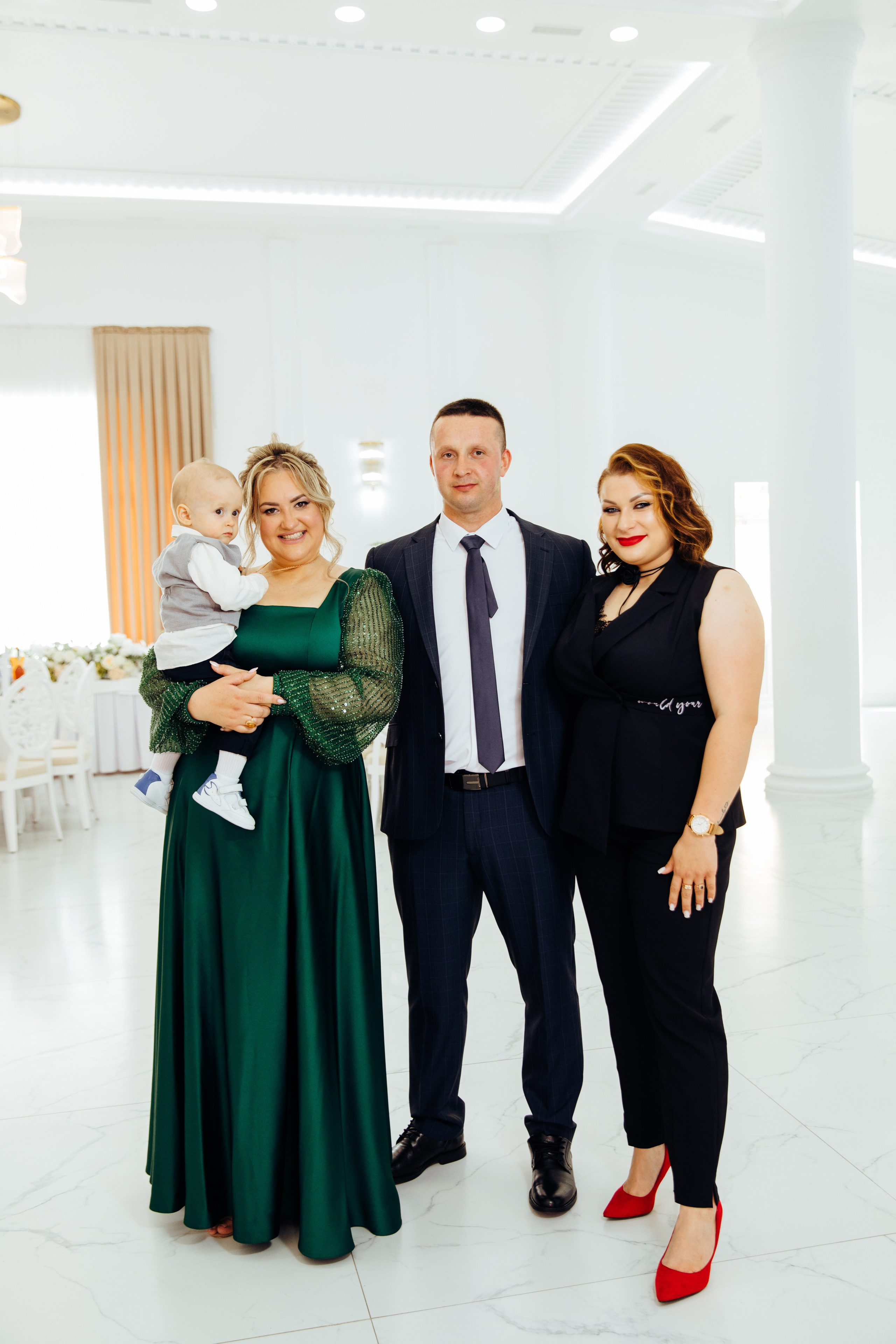 Ionel-Alessandro. Fotograf de nuntă și evenimente private!