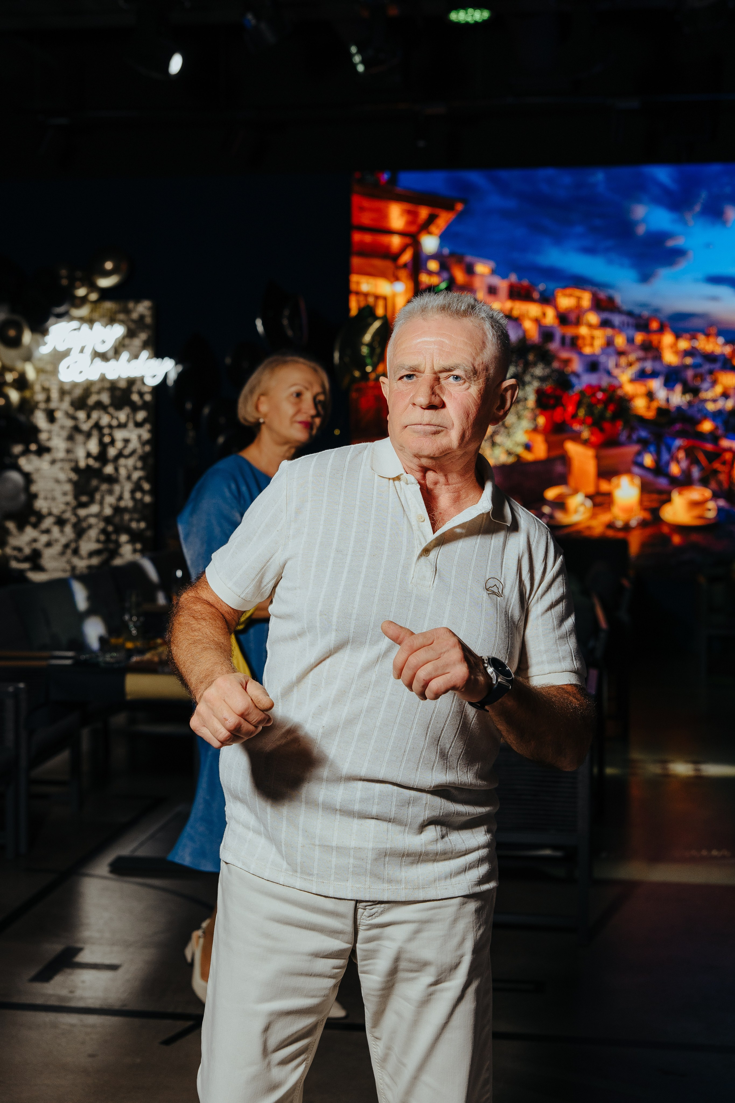 Oleg 40 ani. Fotograf de nuntă și evenimente private!