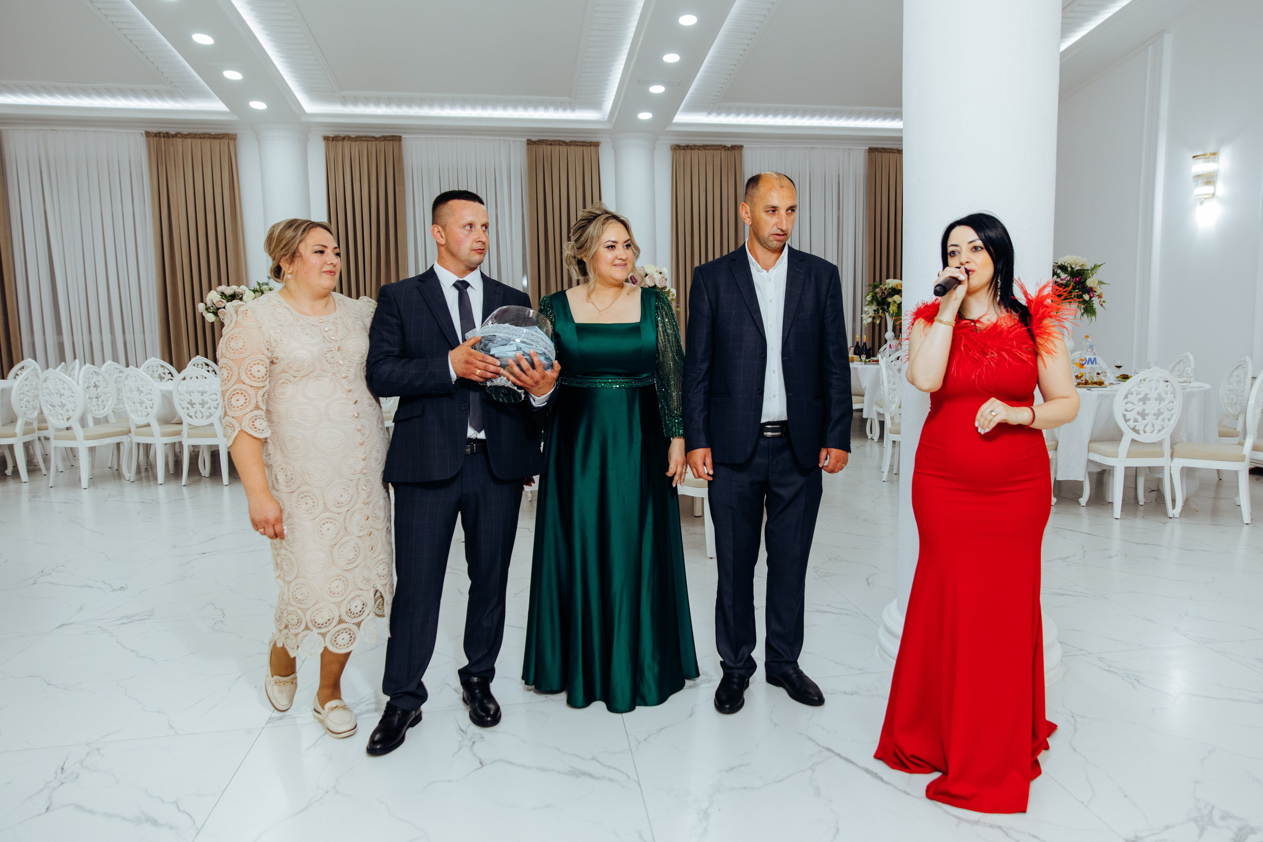 Ionel-Alessandro. Fotograf de nuntă și evenimente private!