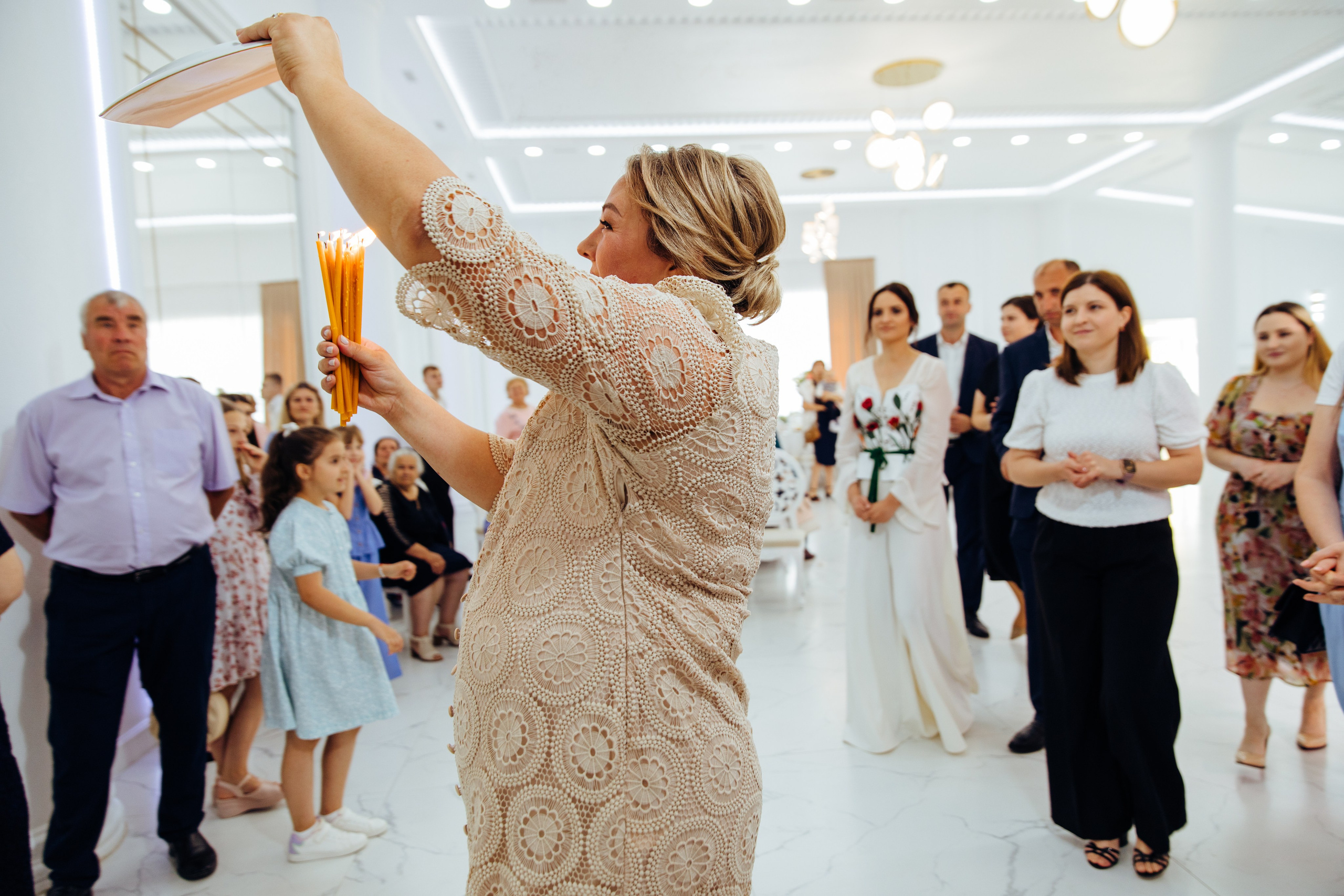 Ionel-Alessandro. Fotograf de nuntă și evenimente private!