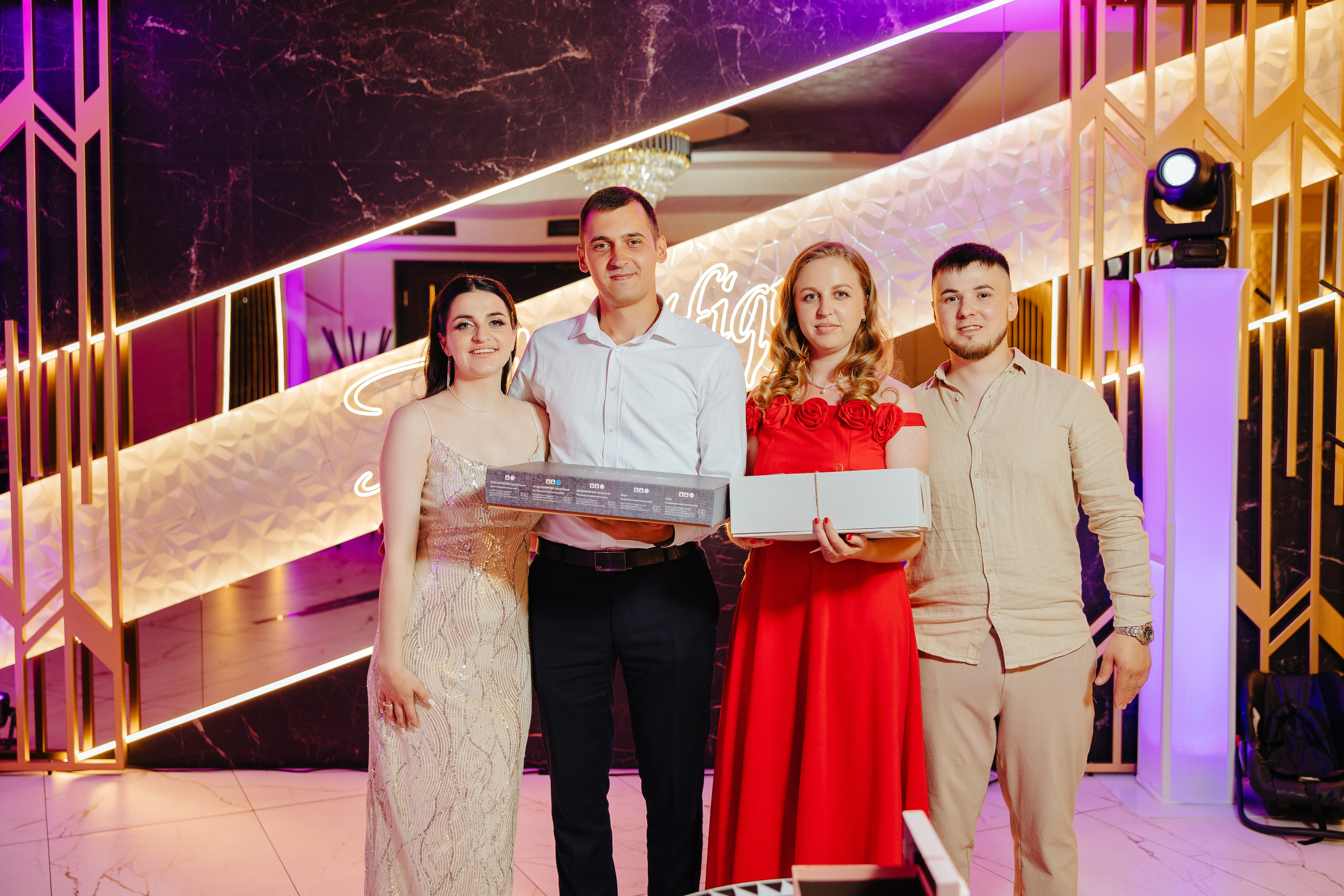 Delia. Fotograf de nuntă și evenimente private!