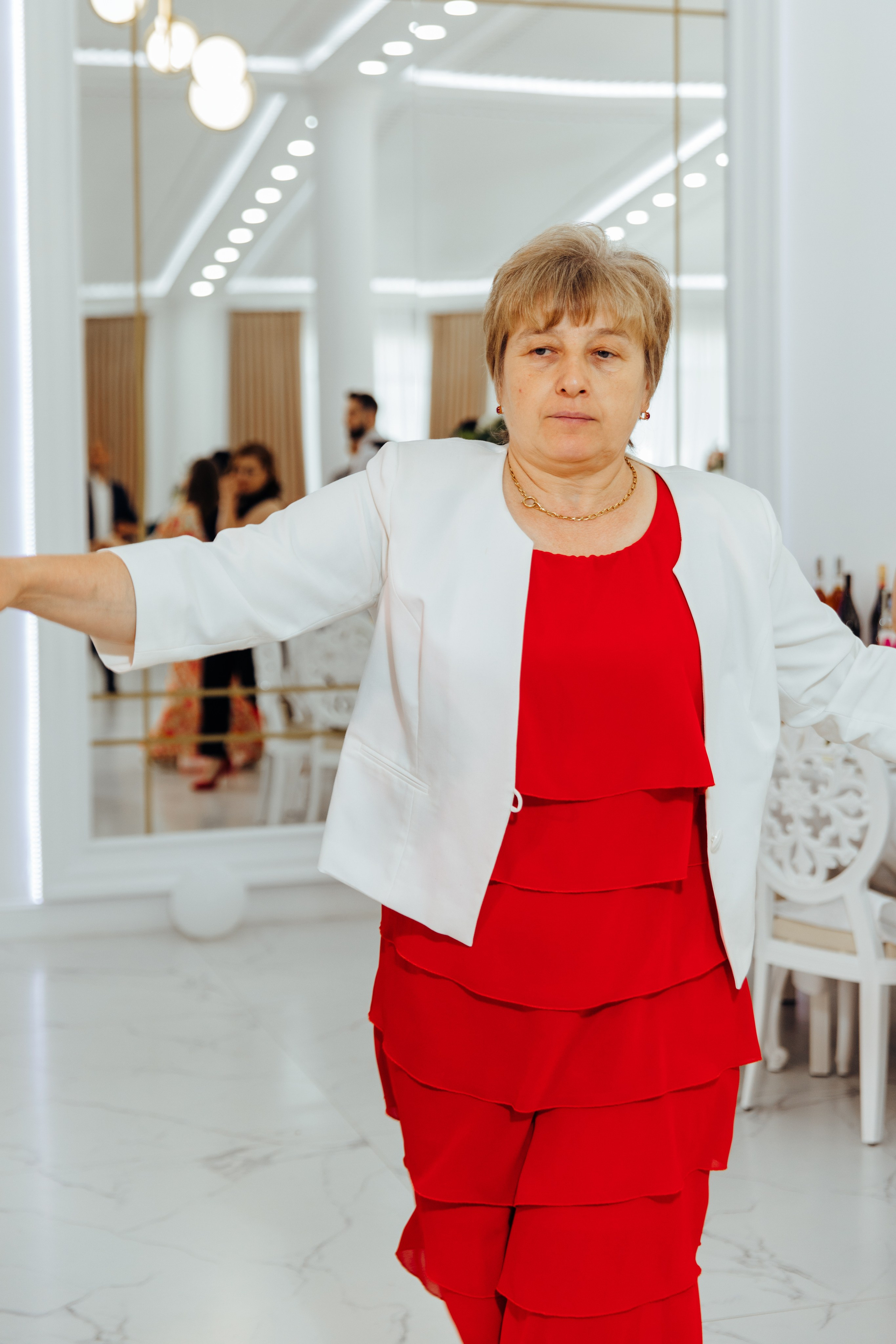 Ionel-Alessandro. Fotograf de nuntă și evenimente private!