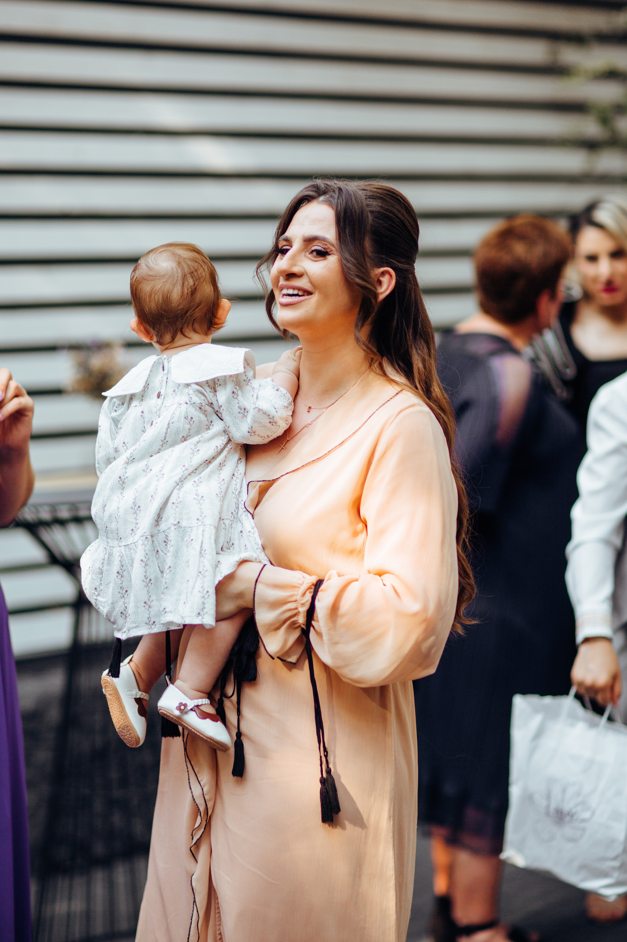 Antonia. Fotograf de nuntă și evenimente private!