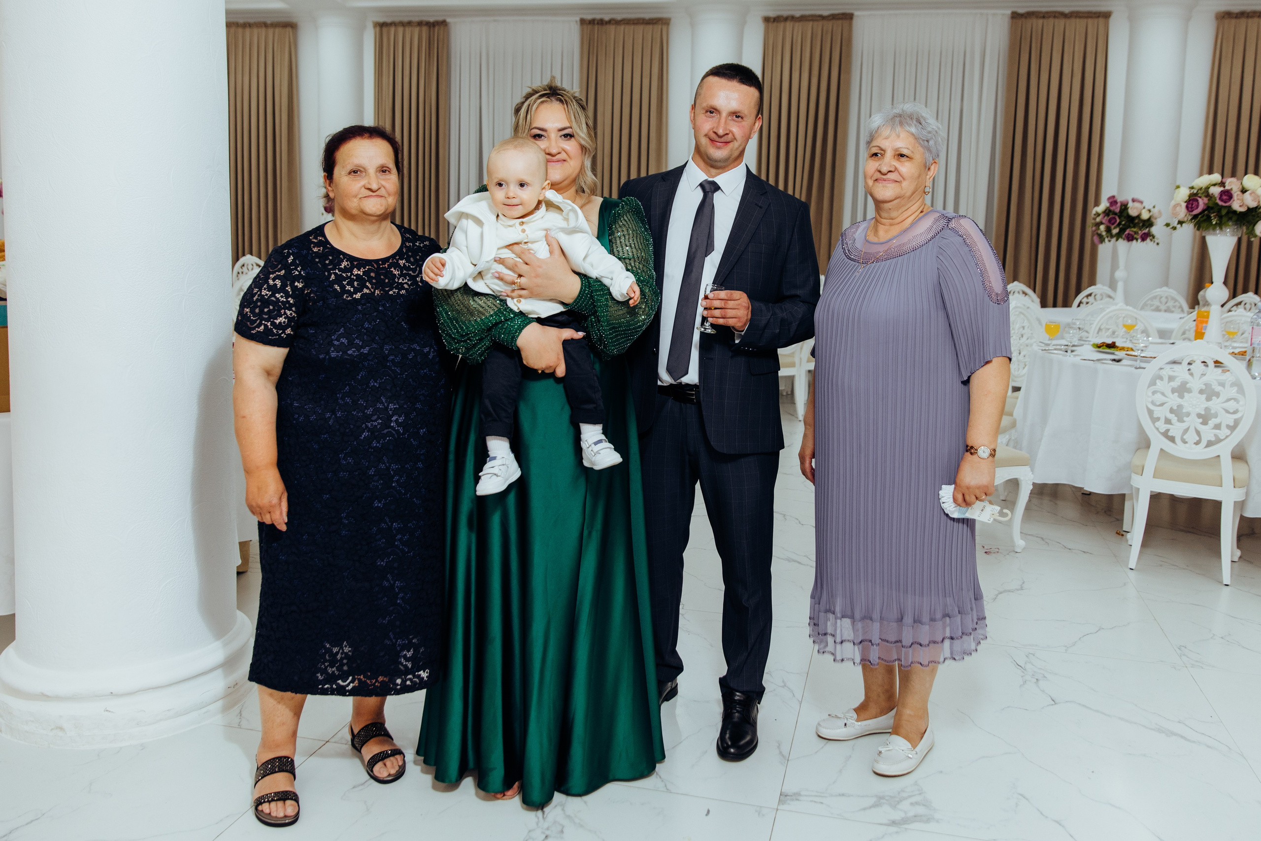 Ionel-Alessandro. Fotograf de nuntă și evenimente private!