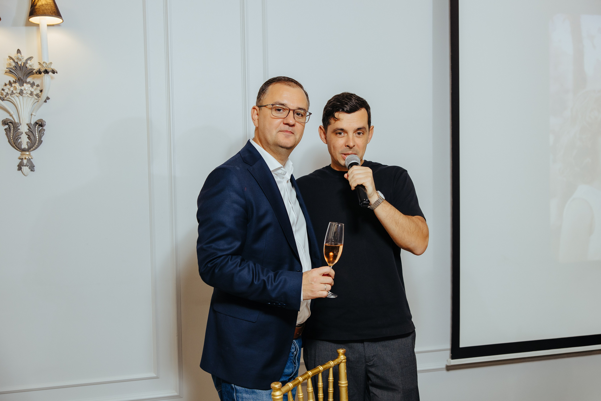 Mihai 40 ani. Fotograf de nuntă și evenimente private!