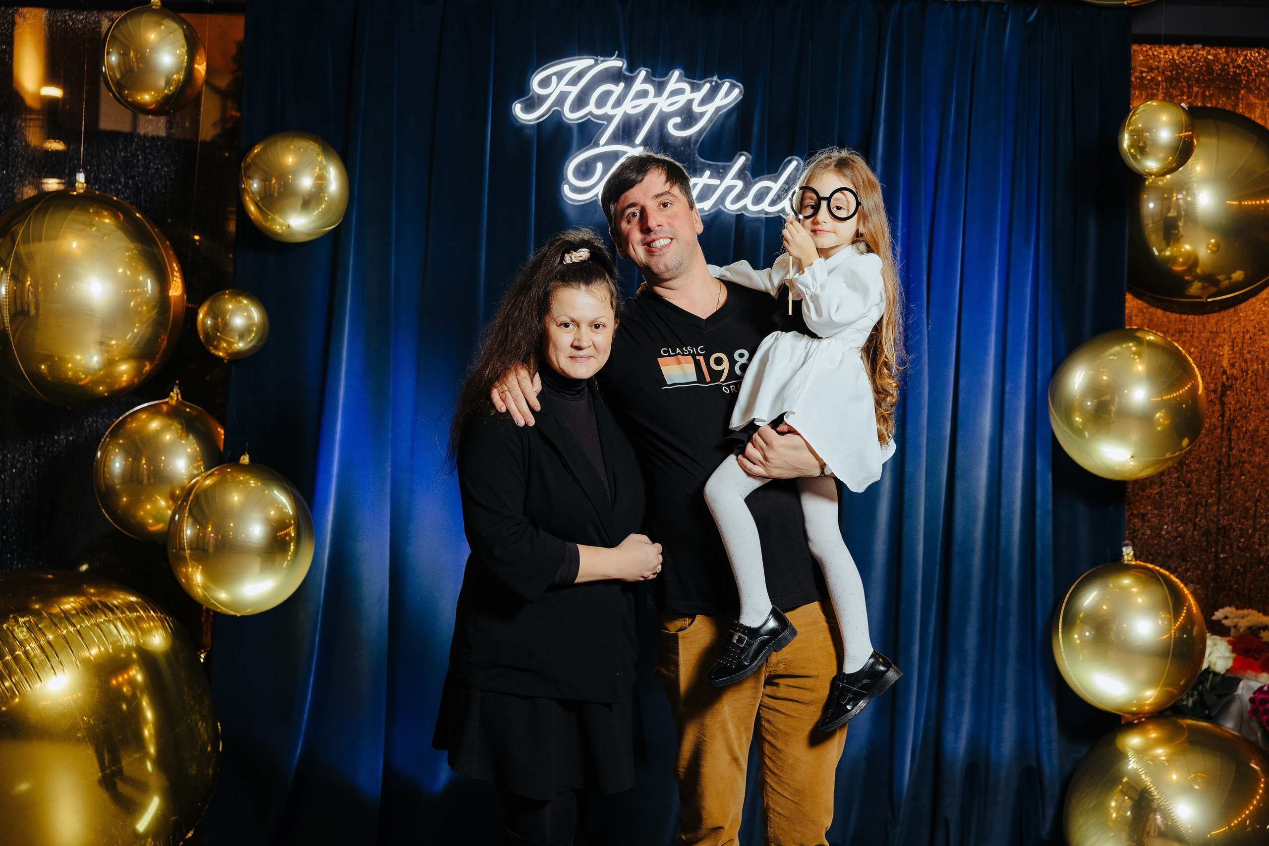 Mihai 40 ani. Fotograf de nuntă și evenimente private!