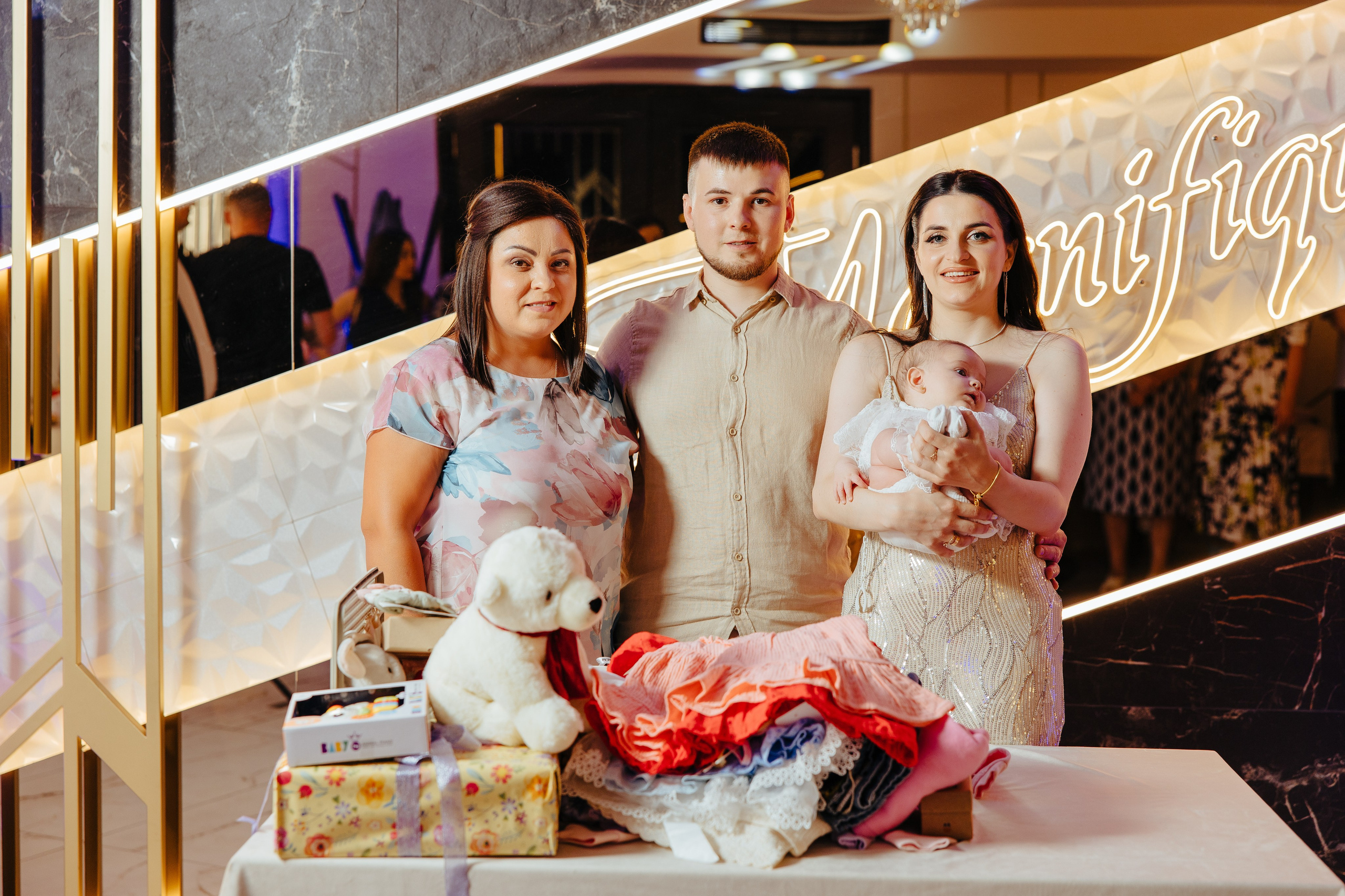 Delia. Fotograf de nuntă și evenimente private!