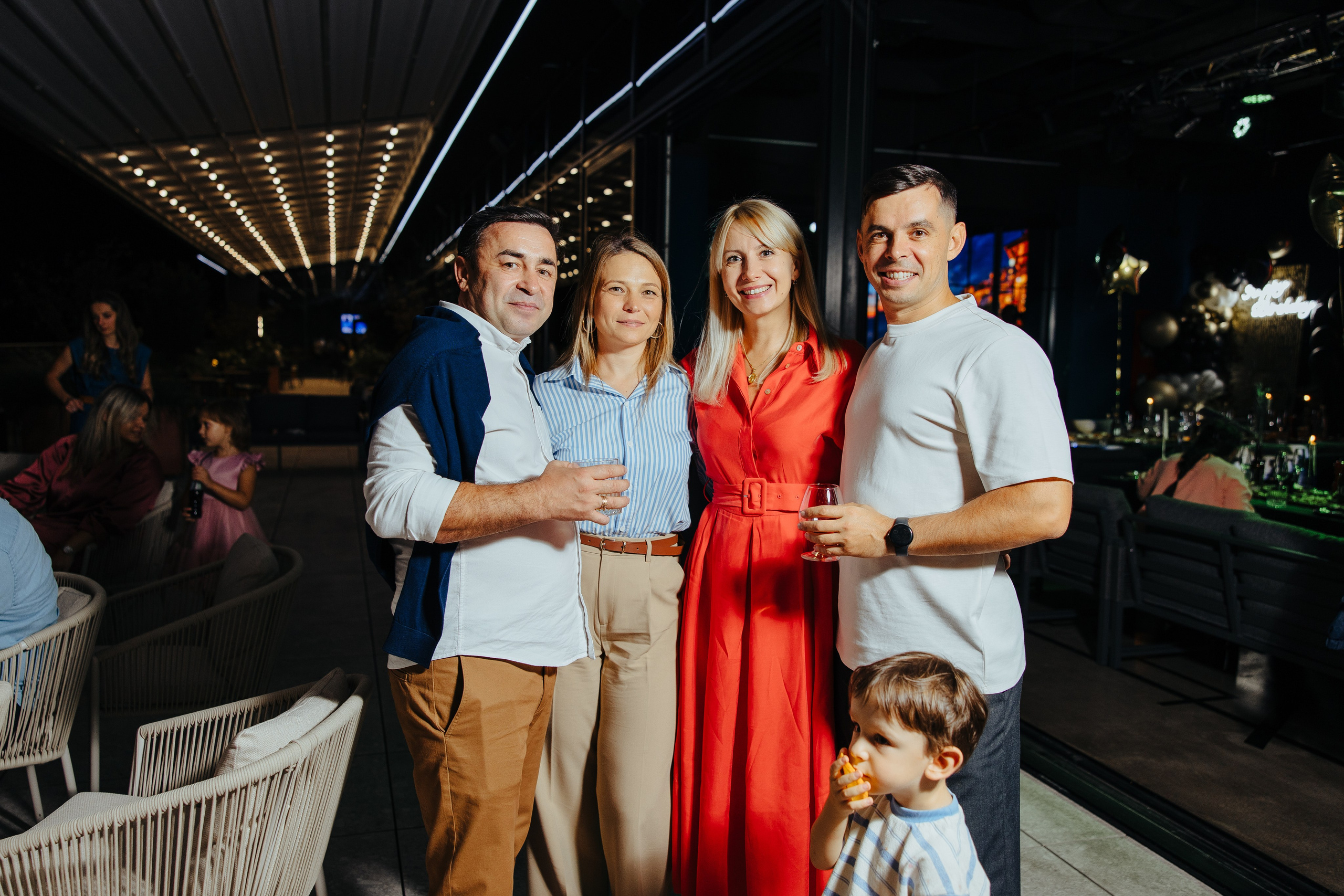 Oleg 40 ani. Fotograf de nuntă și evenimente private!