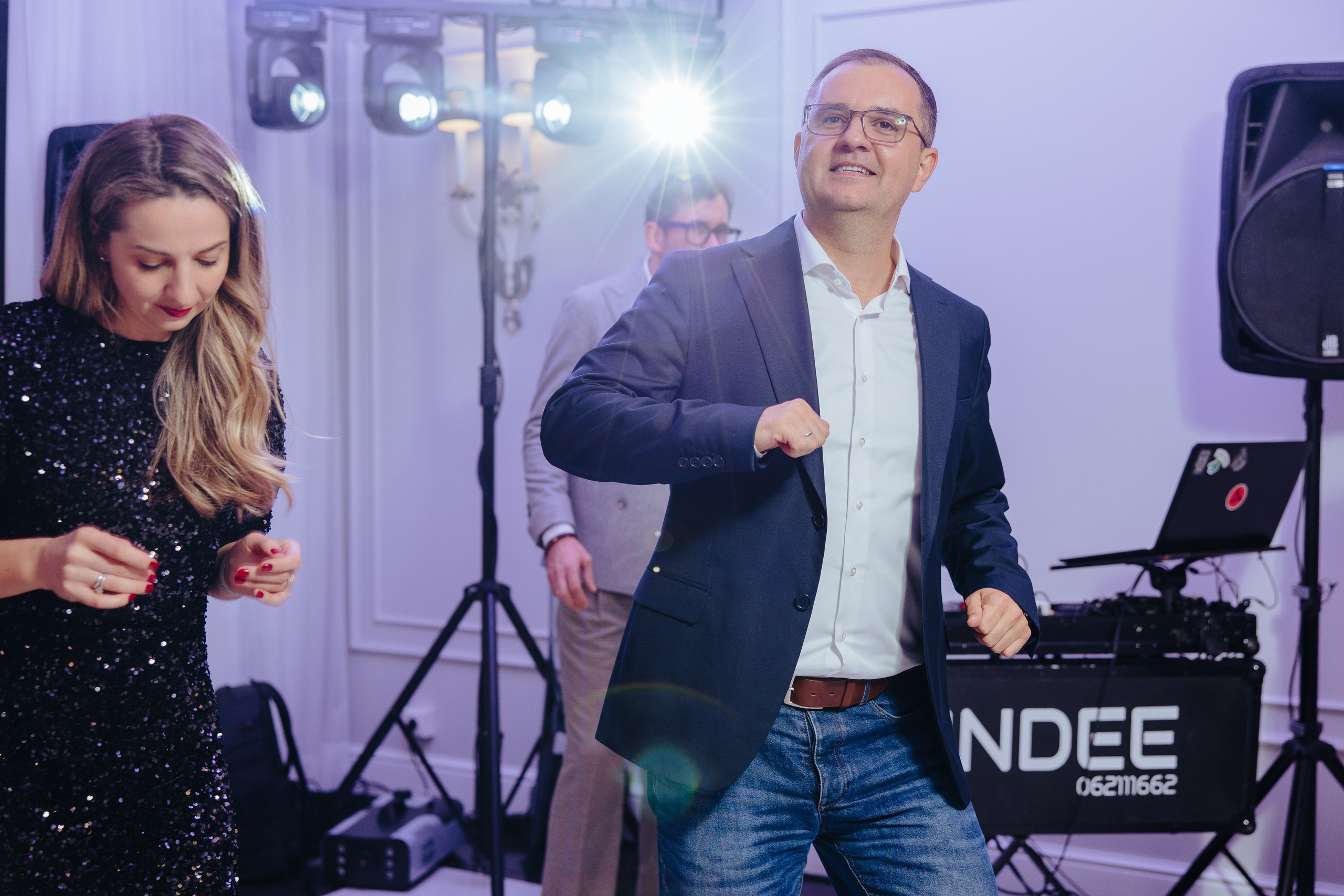 Mihai 40 ani. Fotograf de nuntă și evenimente private!