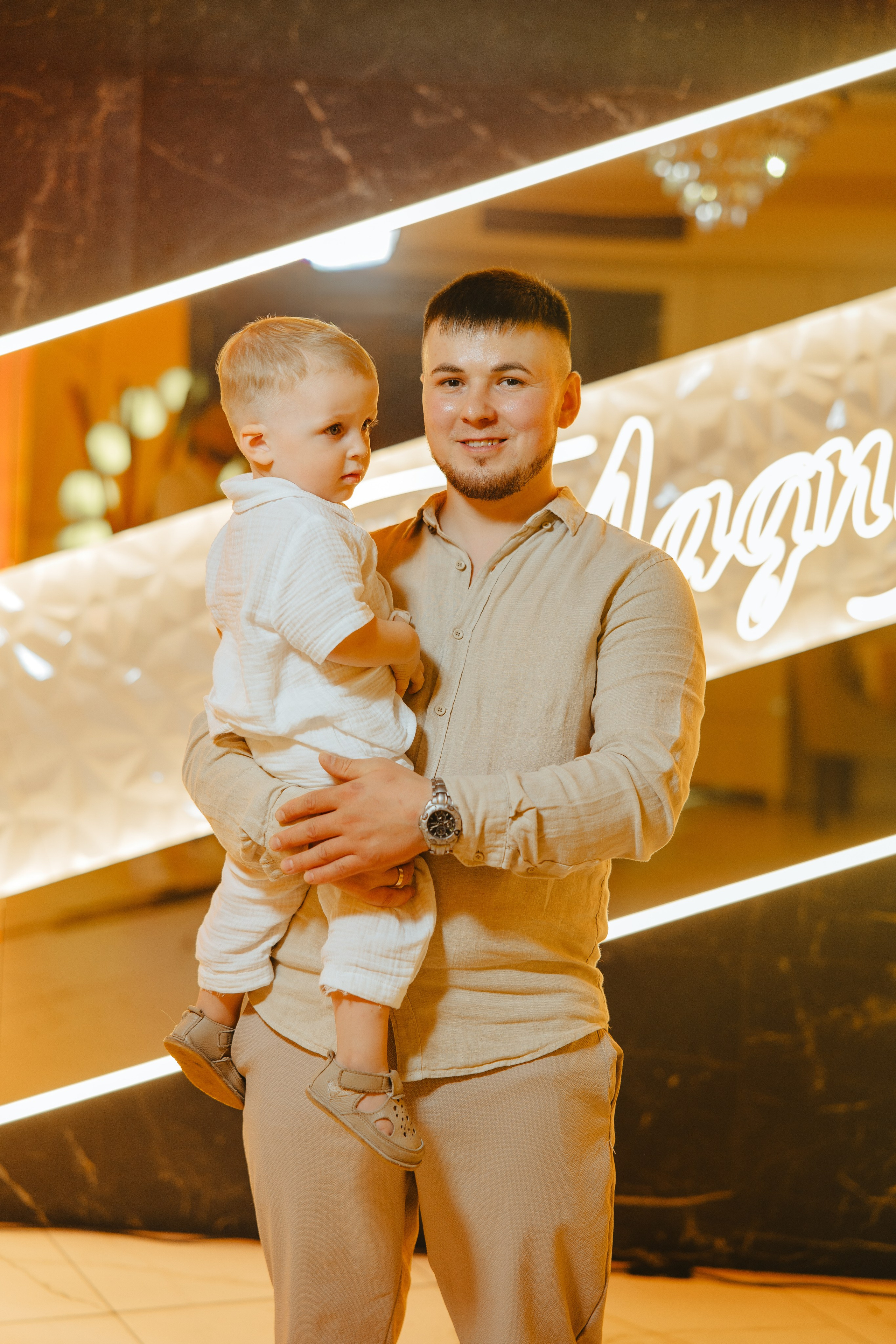 Delia. Fotograf de nuntă și evenimente private!