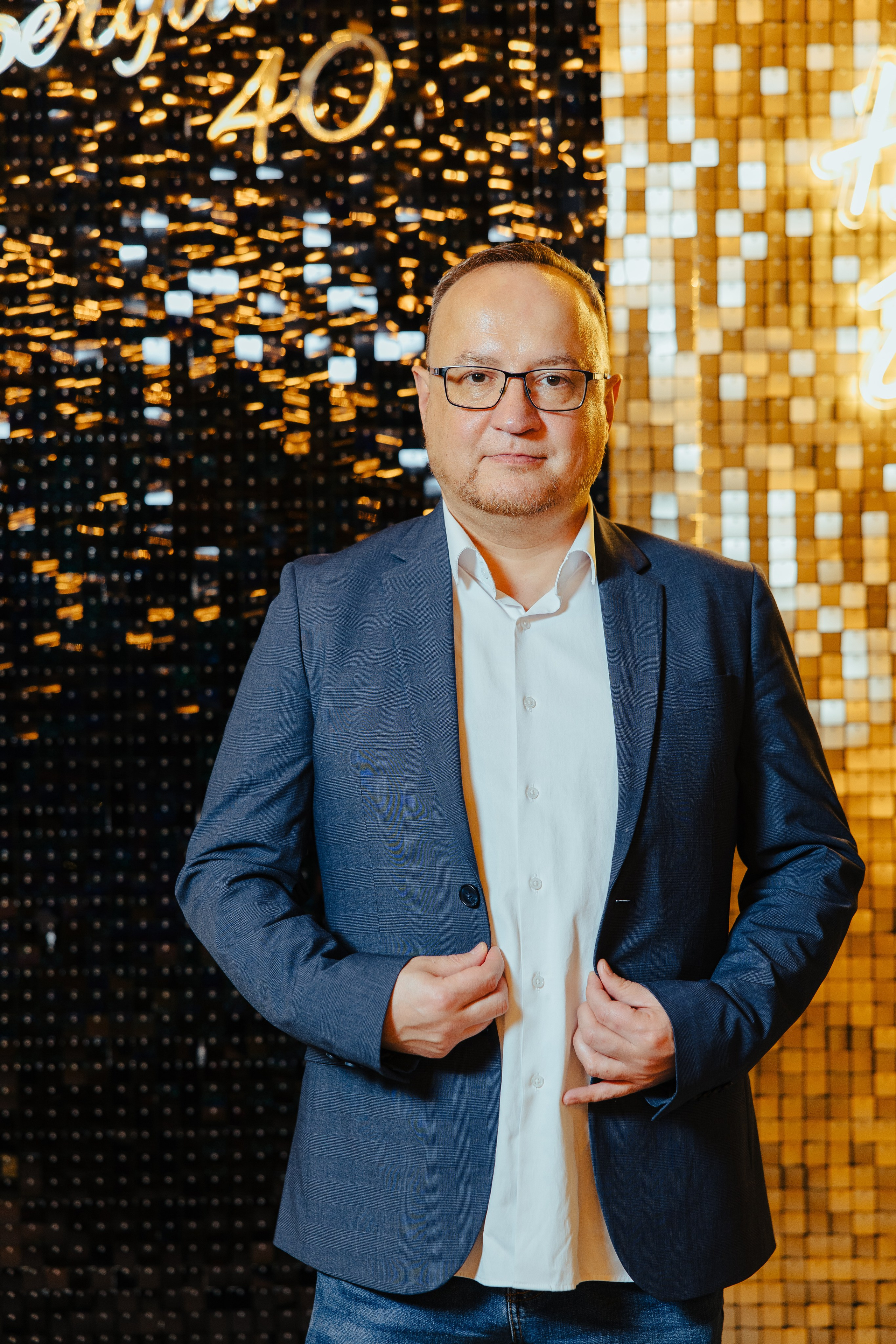 Sergiu 40 ani. Fotograf de nuntă și evenimente private!