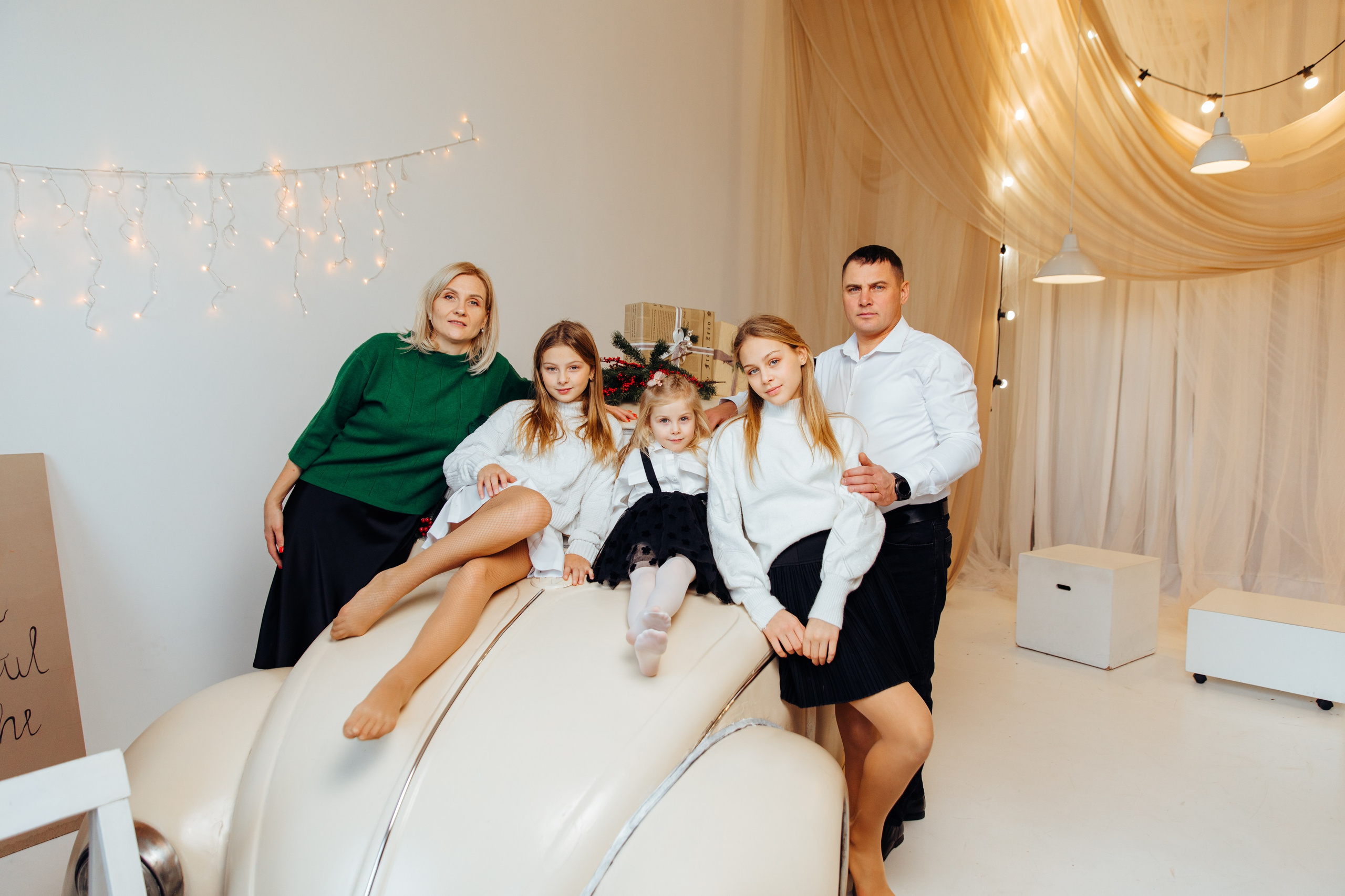 Magia sarbātorilor. Fotograf de nuntă și evenimente private!