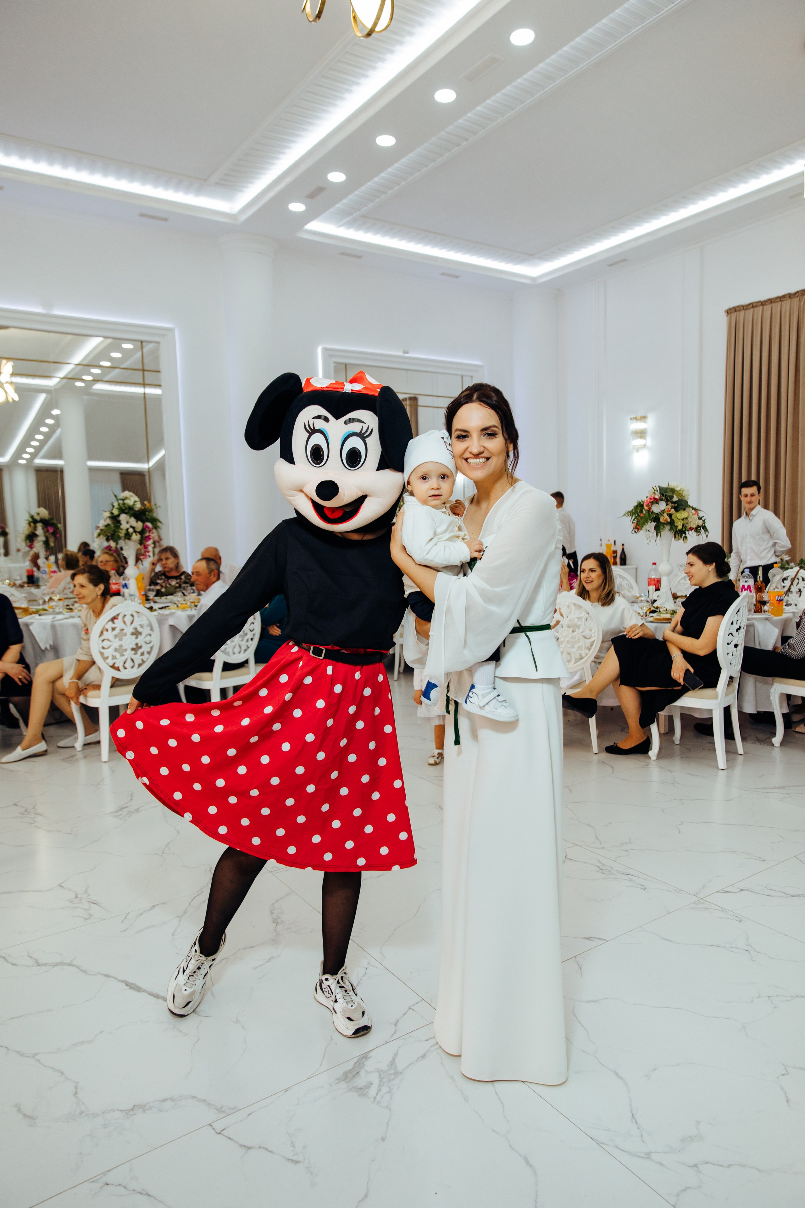 Ionel-Alessandro. Fotograf de nuntă și evenimente private!