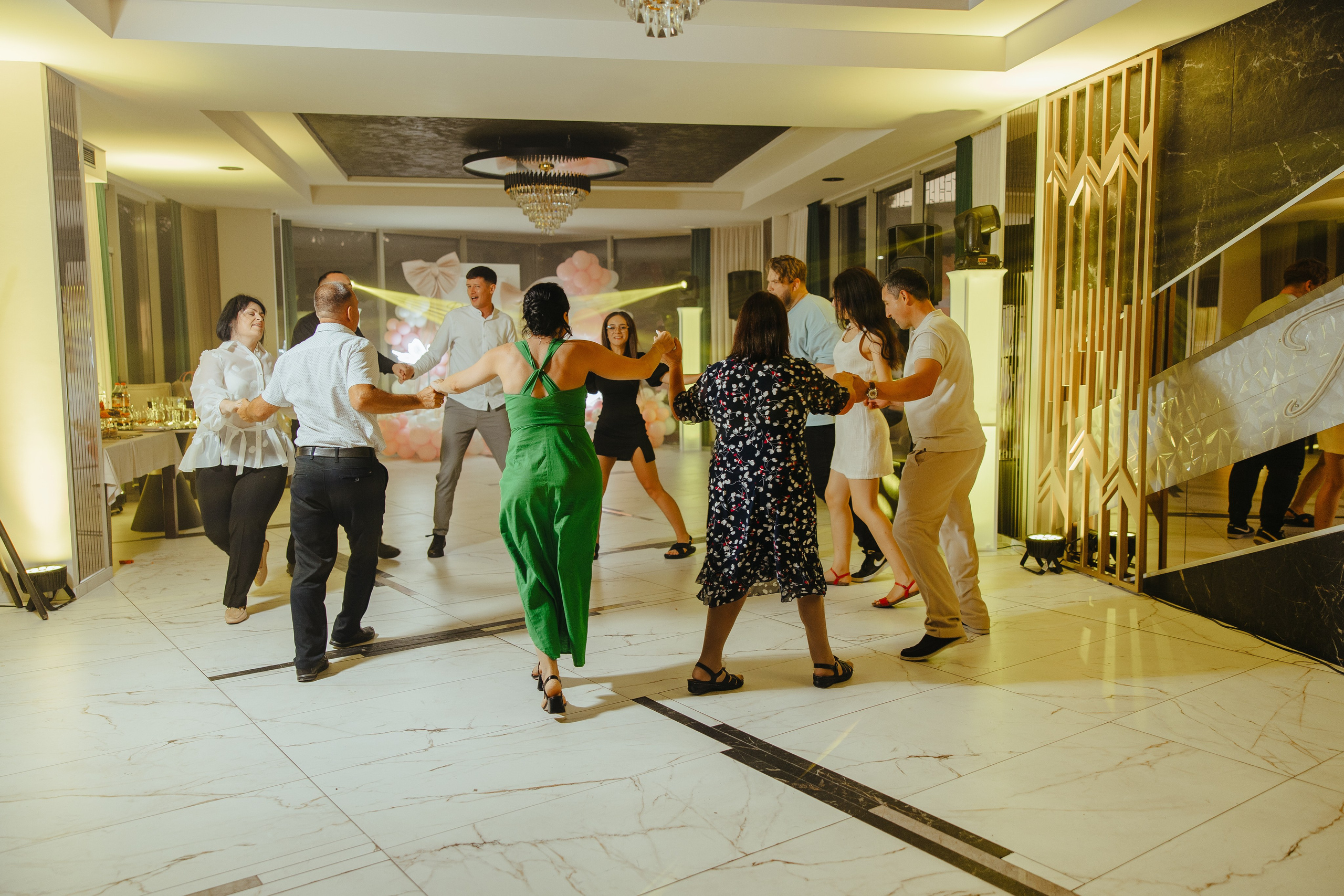 Delia. Fotograf de nuntă și evenimente private!